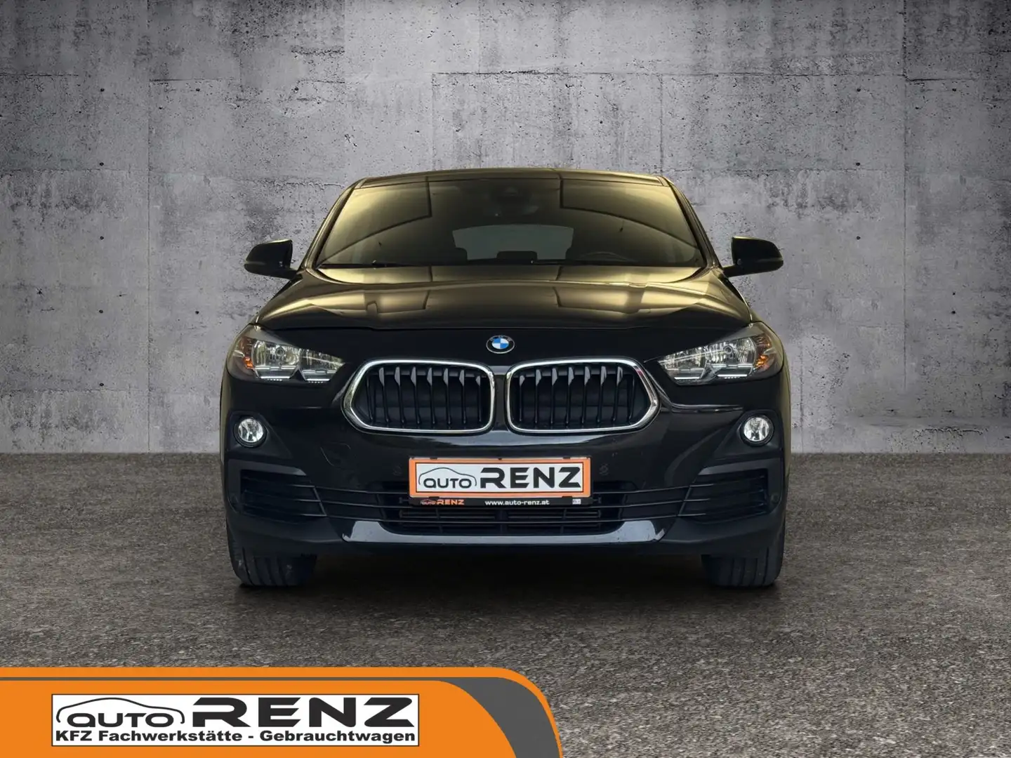 BMW X2 xDrive 20 d Advantage Schwarz - 2