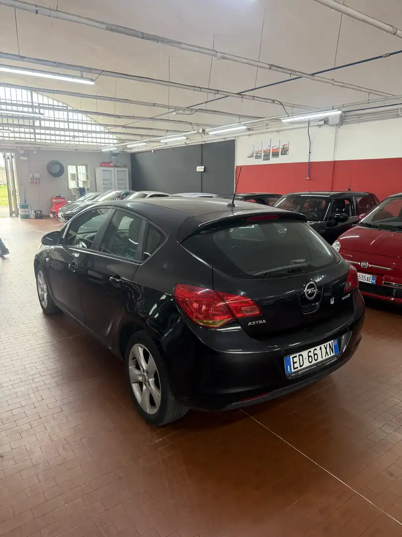 Opel Astra 5p 1.3 cdti Enjoy esp 6m FL - 2