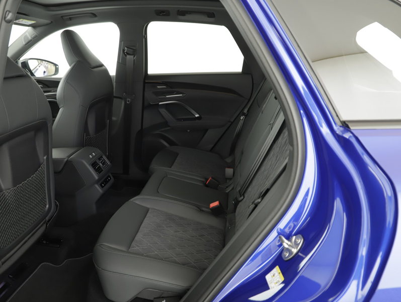 Audi Q5 e-hybrid quattro 270 KW — photo 11