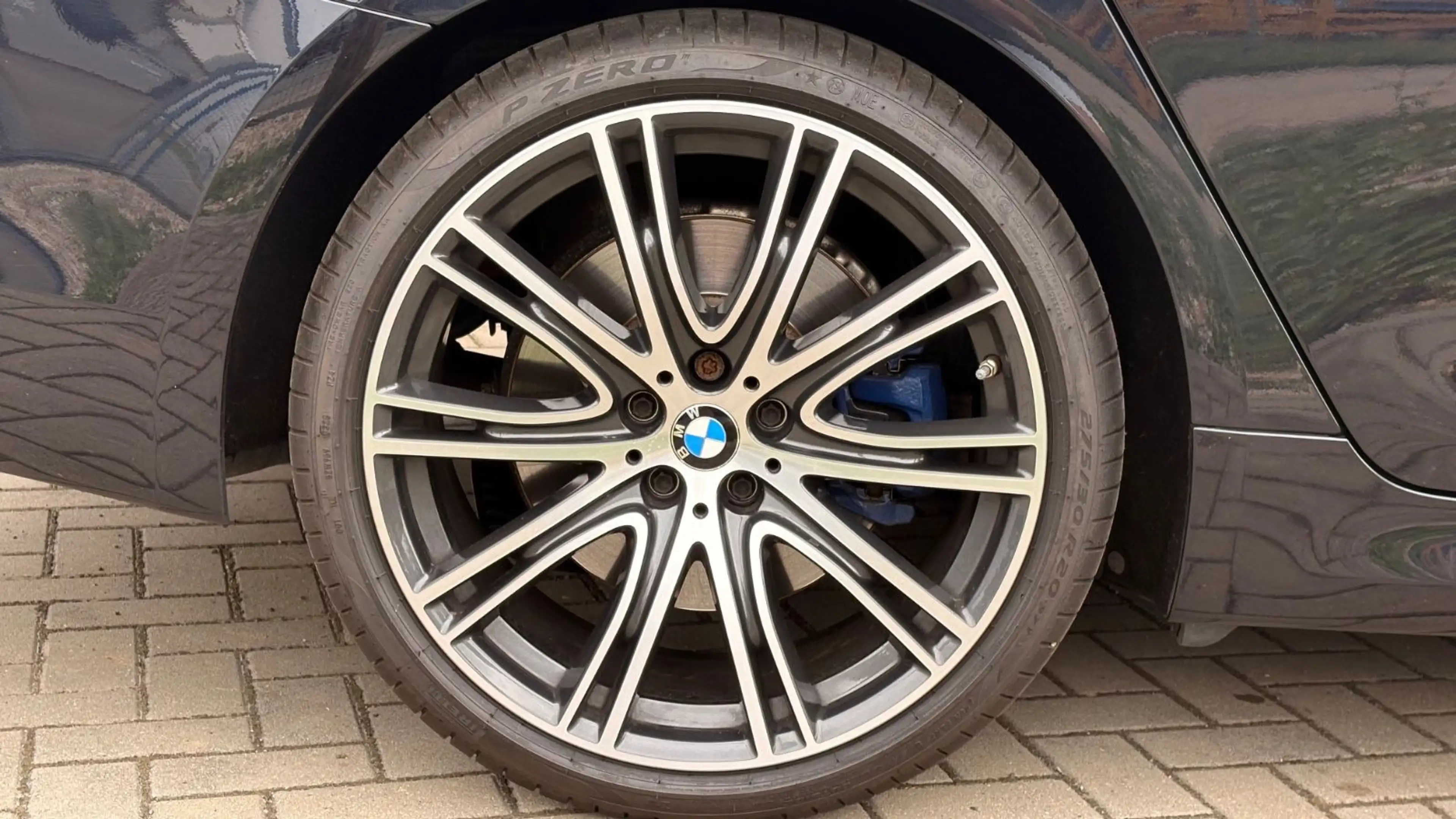 BMW 540 i Touring xDrive M Sport B&W Massage 360° — photo 7
