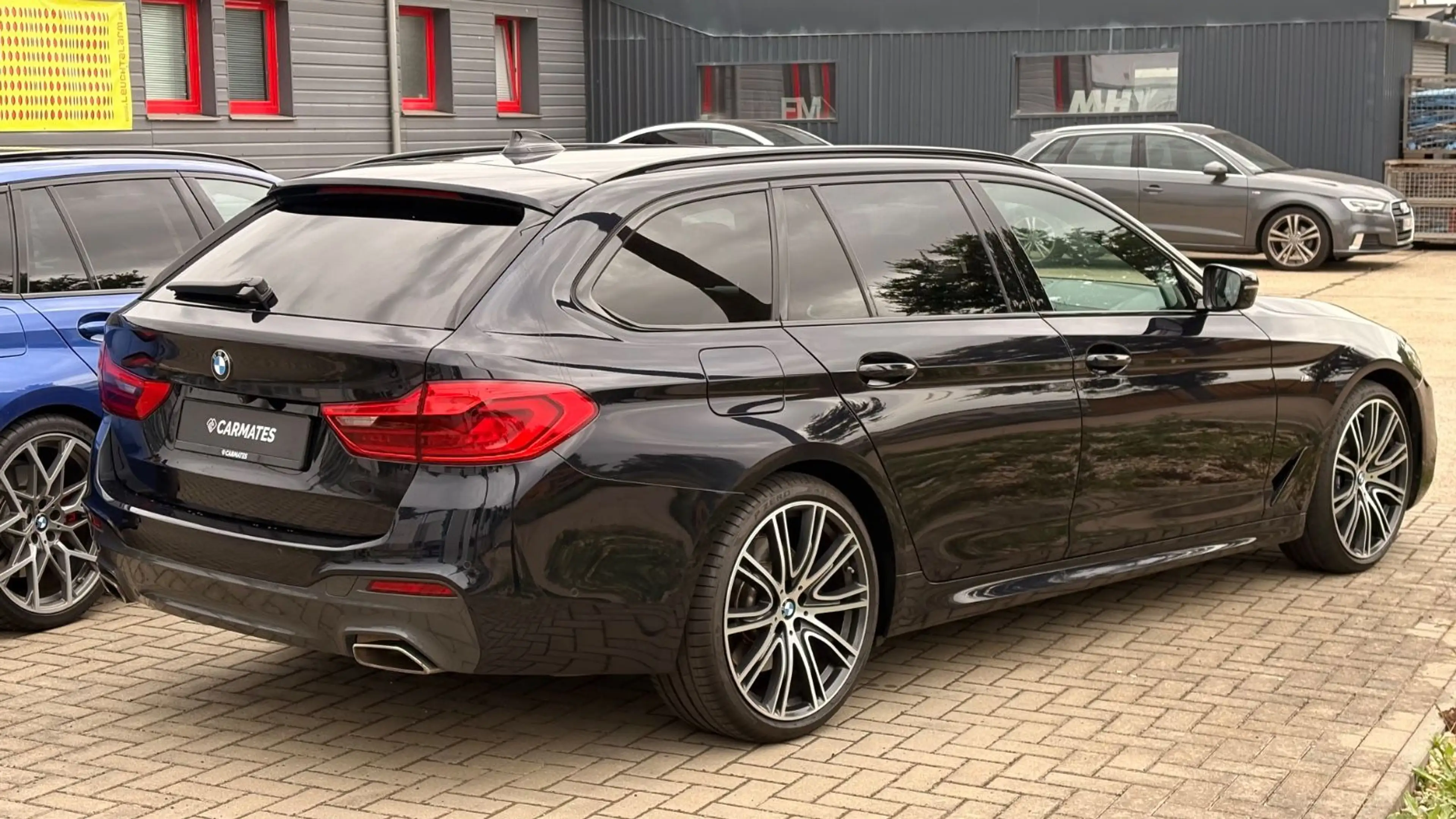 BMW 540 i Touring xDrive M Sport B&W Massage 360° — photo 6