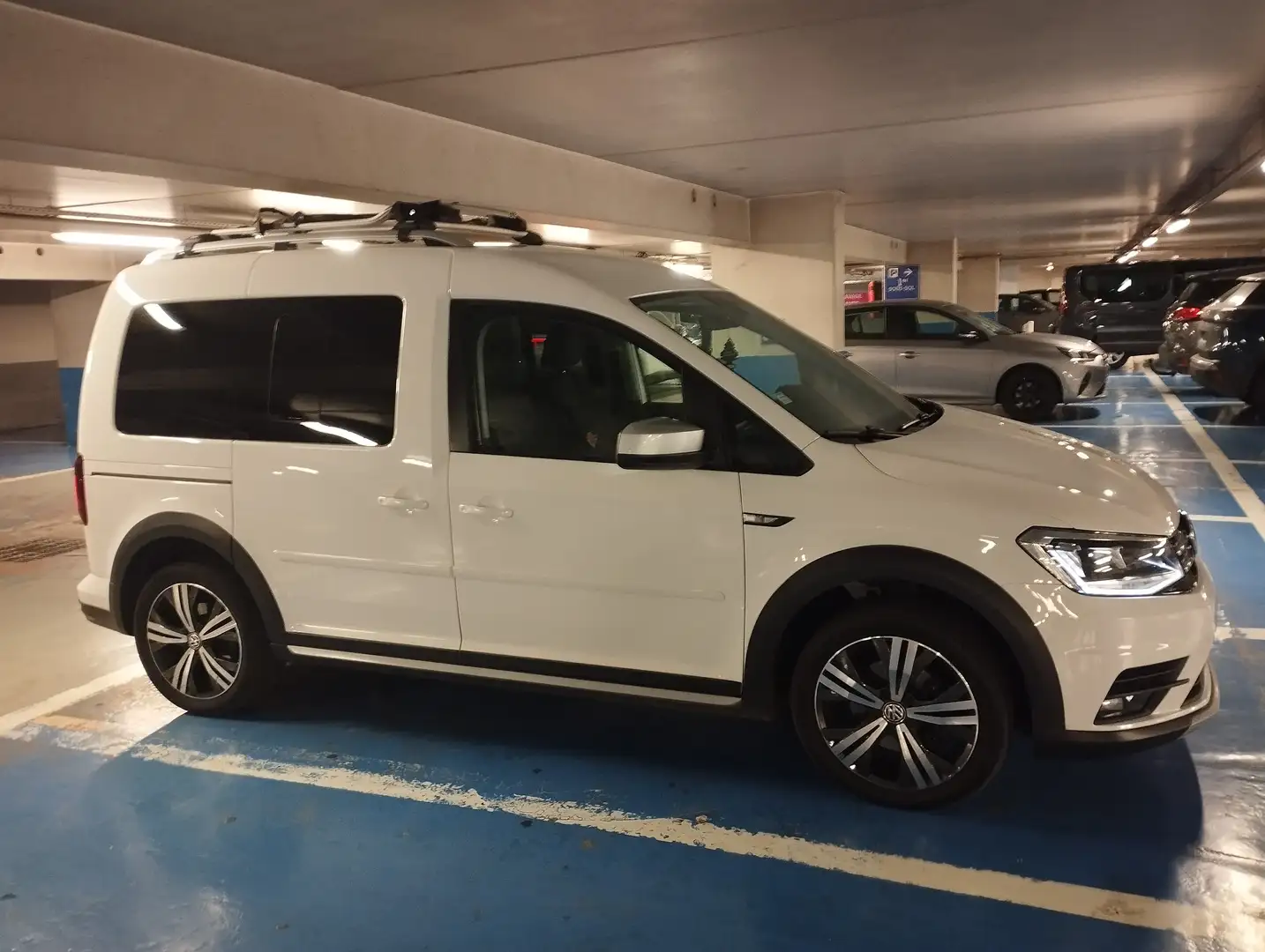 Volkswagen Caddy Blanc - 1