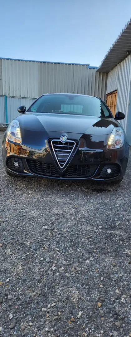 Alfa Romeo Giulietta Turismo Schwarz - 2