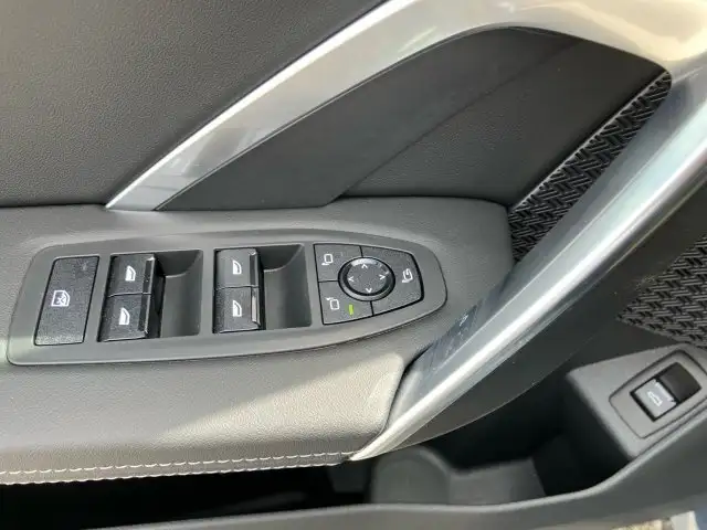 BMW X1 sDrive18d U11 B47 Ansicht 15