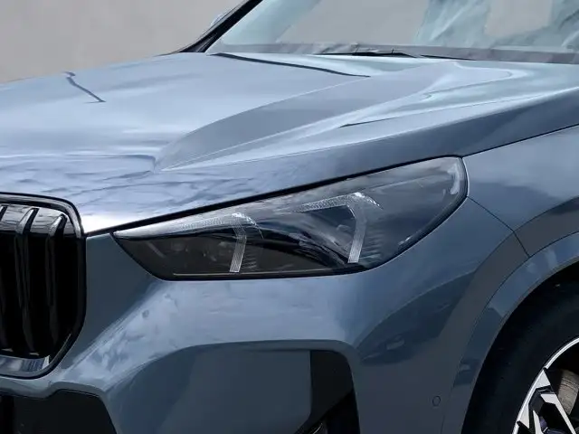 BMW X1 sDrive18d U11 B47 Ansicht 7