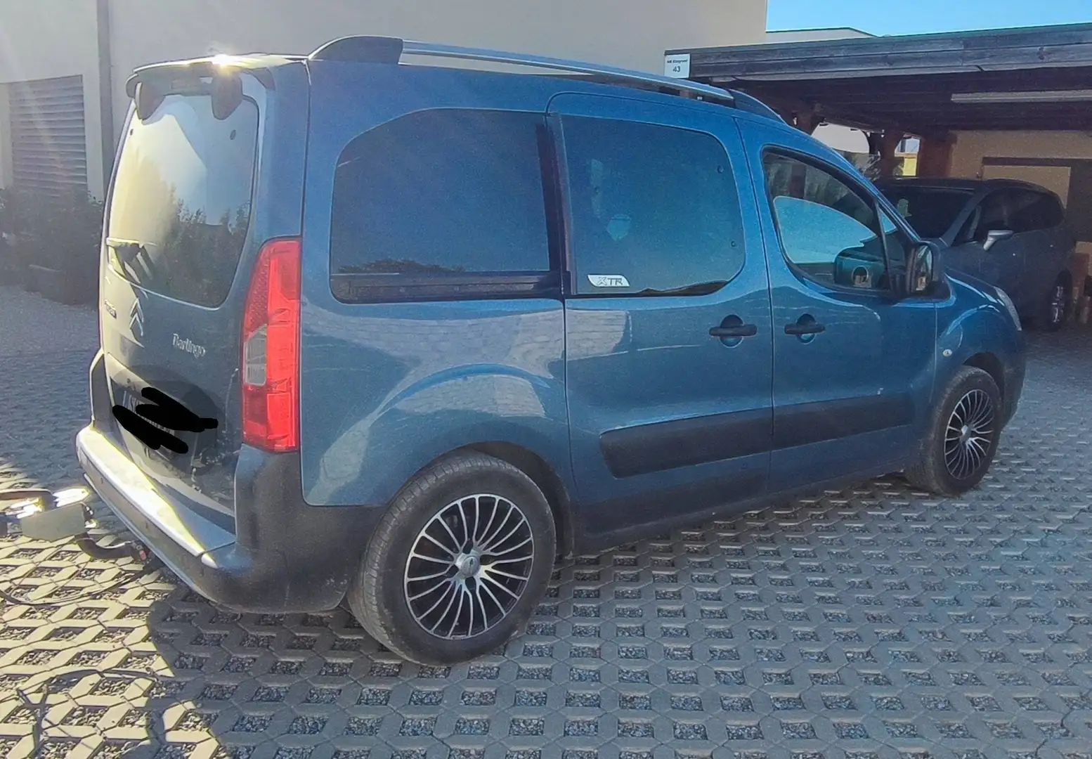 Citroen Berlingo Berlingo 1,6 HDi 90 XTR FAP XTR Blau - 2