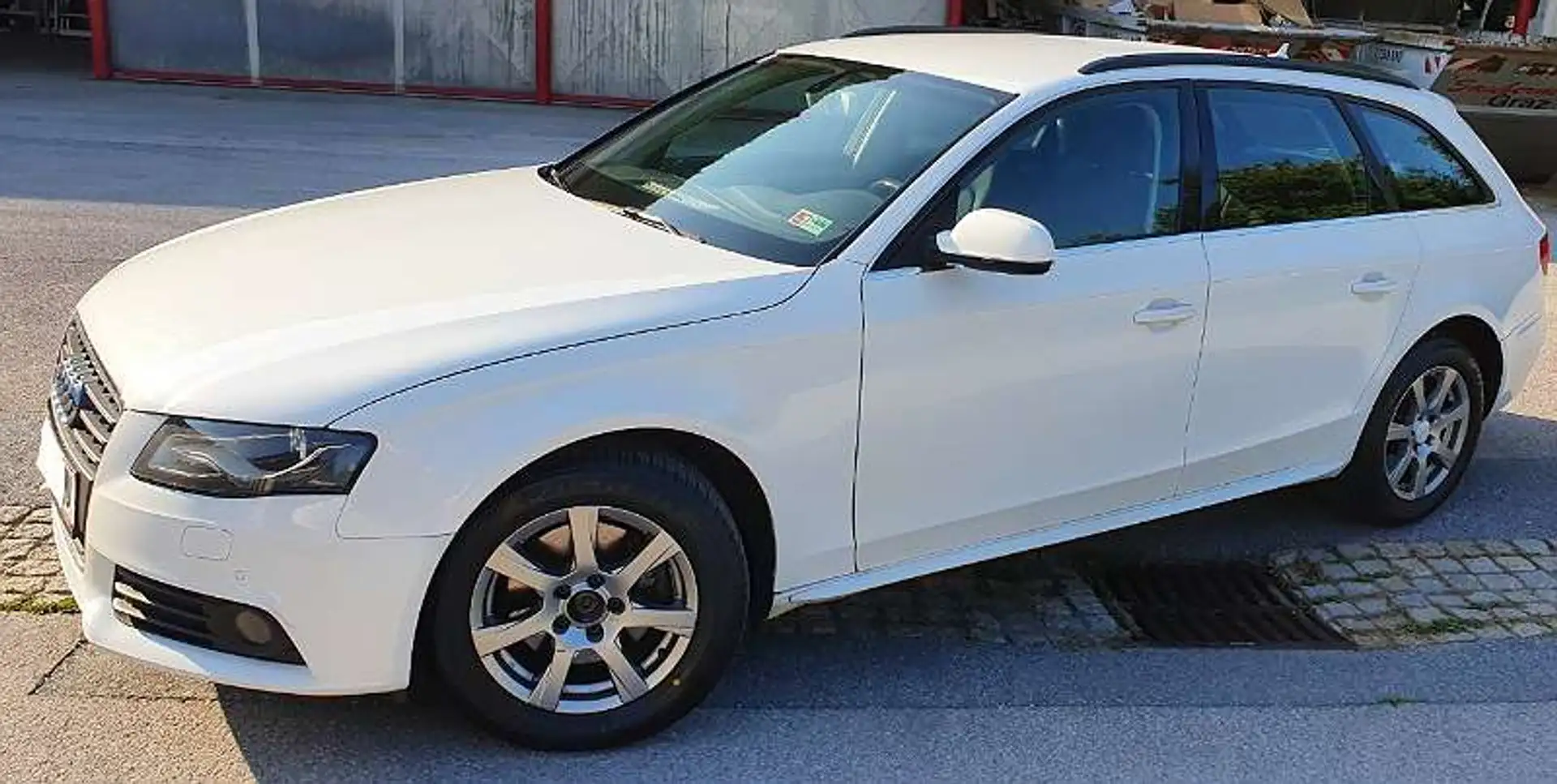 Audi A4 A4 Avant 2,0 TDI DPF Weiß - 1