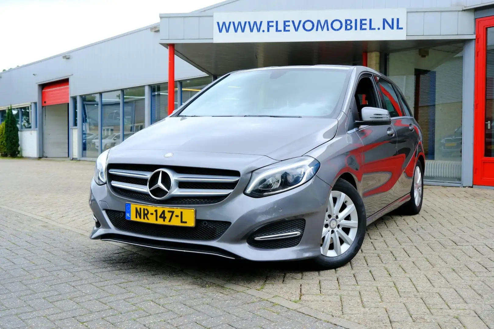 Mercedes-Benz B 180 Business Solution Aut. Navi|LED|Airco|LMV Szürke - 1