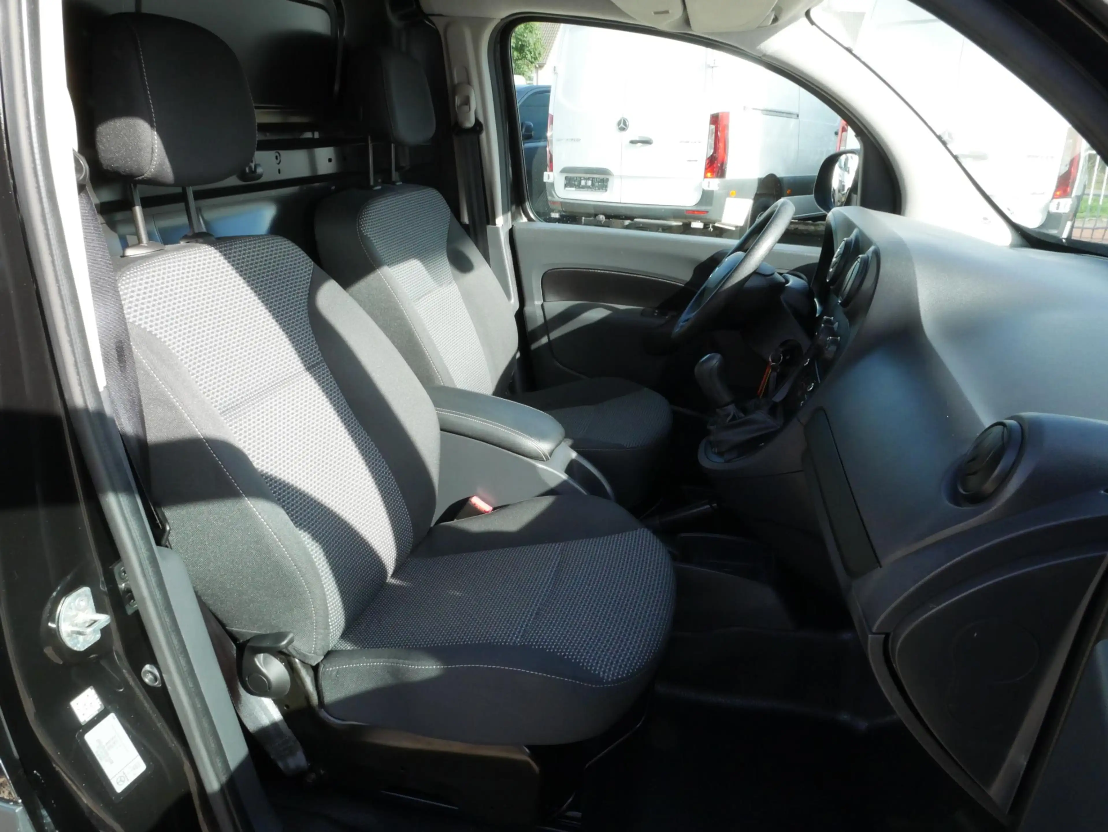 Mercedes-Benz Citan 109 CDI BlueEFFICIENCY 75PK L1 Airco — photo 13