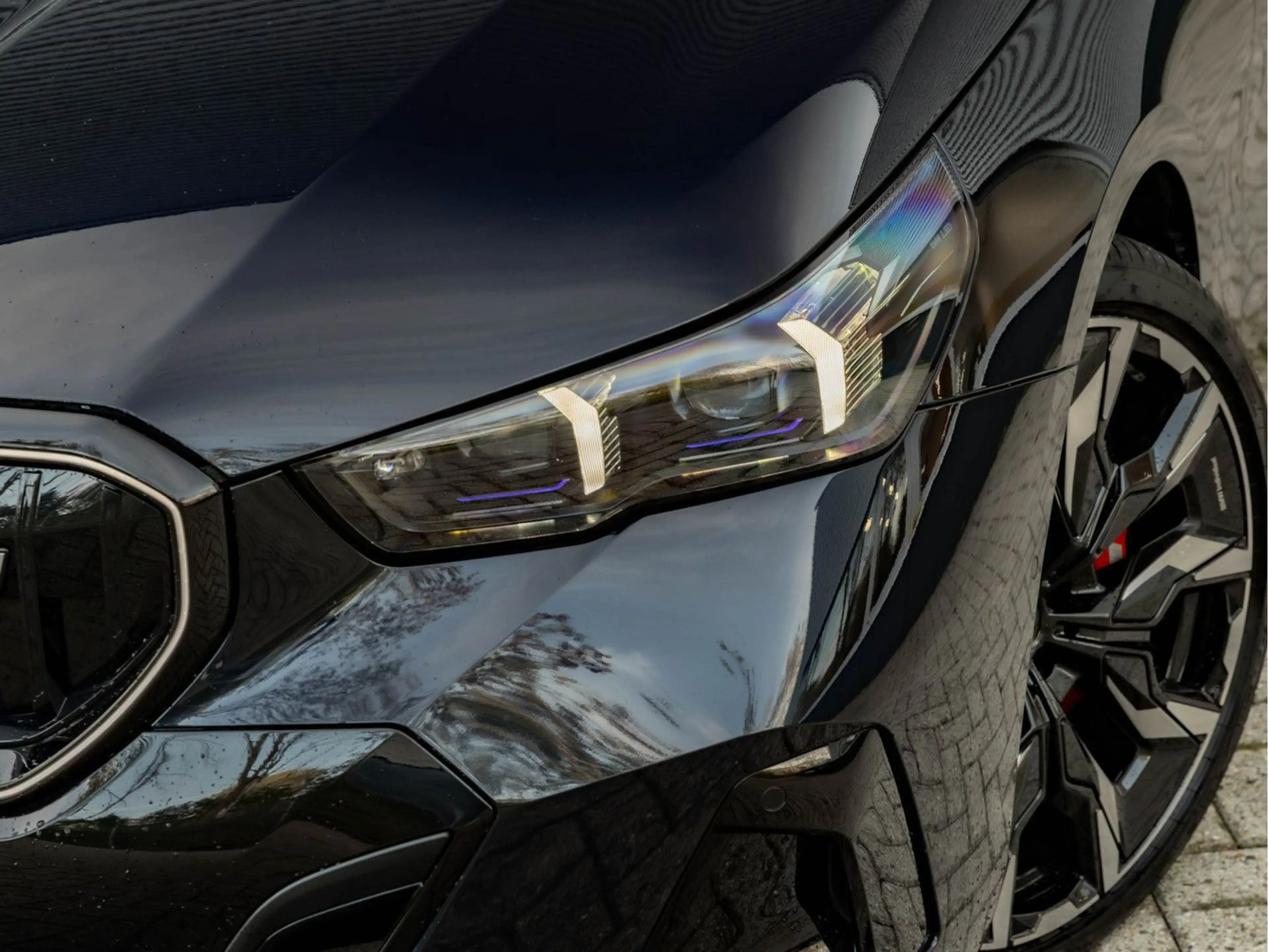 BMW i5 Touring xDrive40 M-Sport Pro - Full-Option - — photo 10