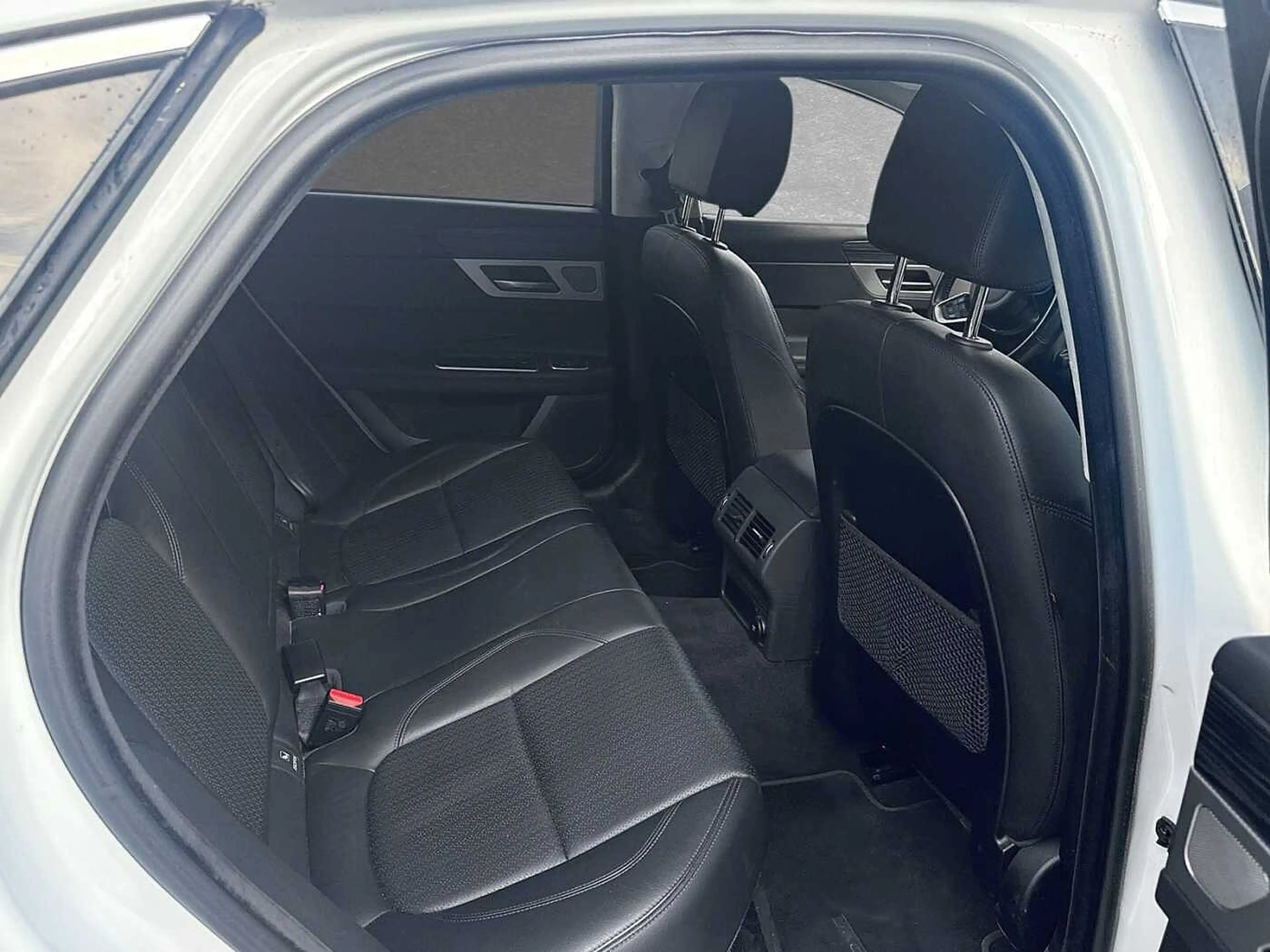 Jaguar XF 20d Prestige Automatik — photo 5