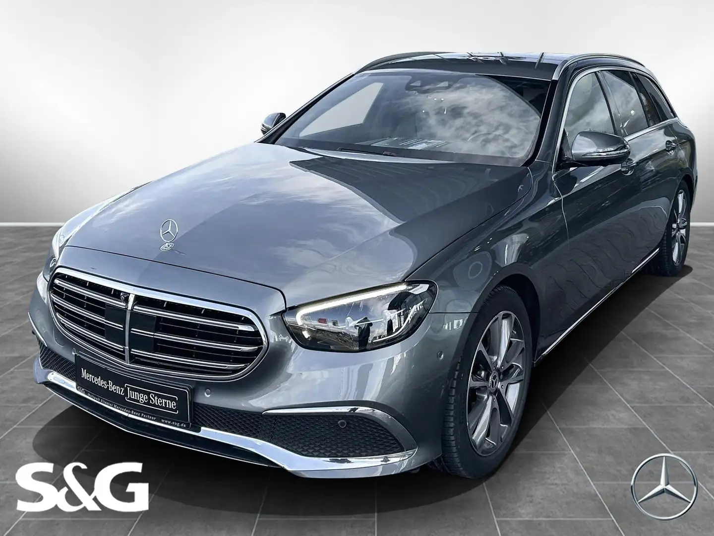 Mercedes-Benz E 220 d T AVANTGARDE LED+HUD+360°+AHK Grigio - 1