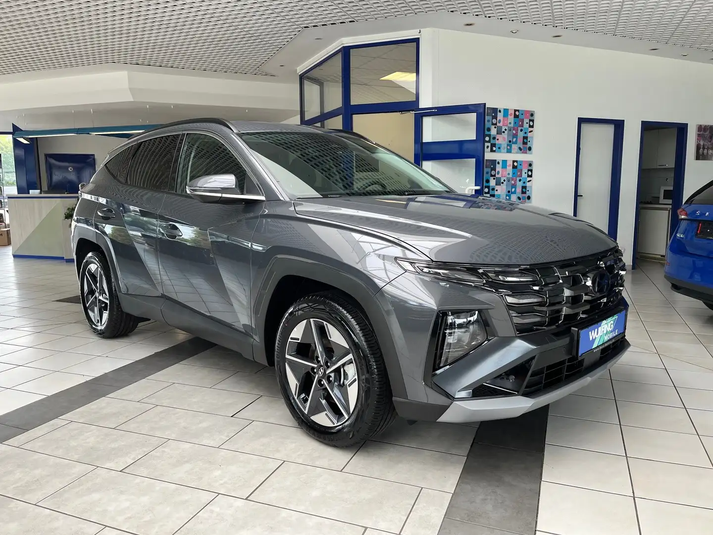 Hyundai TUCSON 1.6 T-GDI-DCT MHEV Trend, Matrix-LED,+++ Gris - 2