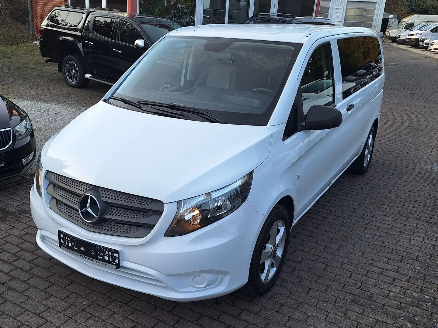 Mercedes-Benz Vito Tourer 119 CDI Edition kompakt 1.Hd Kamera Weiß - 2