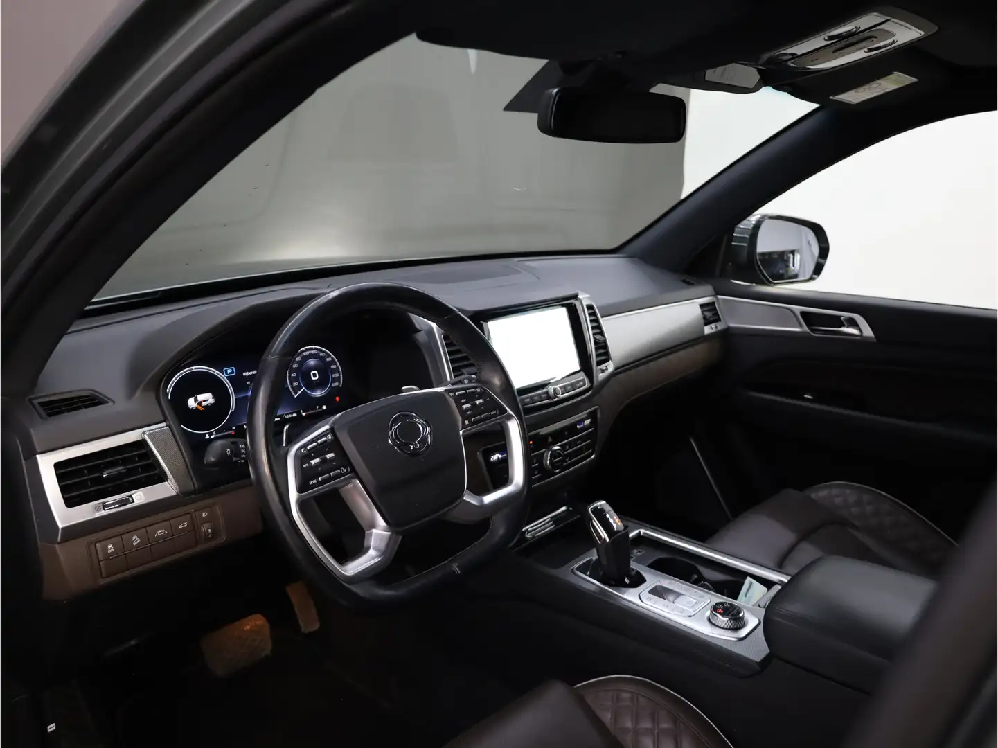 SsangYong Rexton 2.2 e-XDi Sapphire Elegance | Schuif Kanteldak Gris - 2