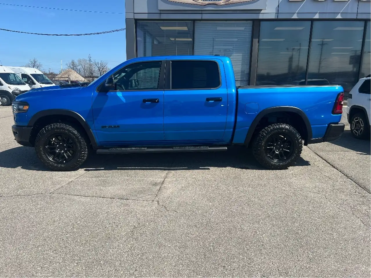 RAM 1500 снимка RAM 1500