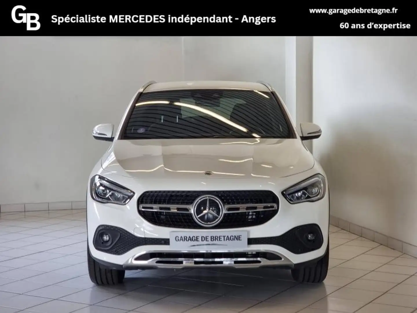Mercedes-Benz GLA 200 200 163ch Business Line 7G-DCT Blanc - 2