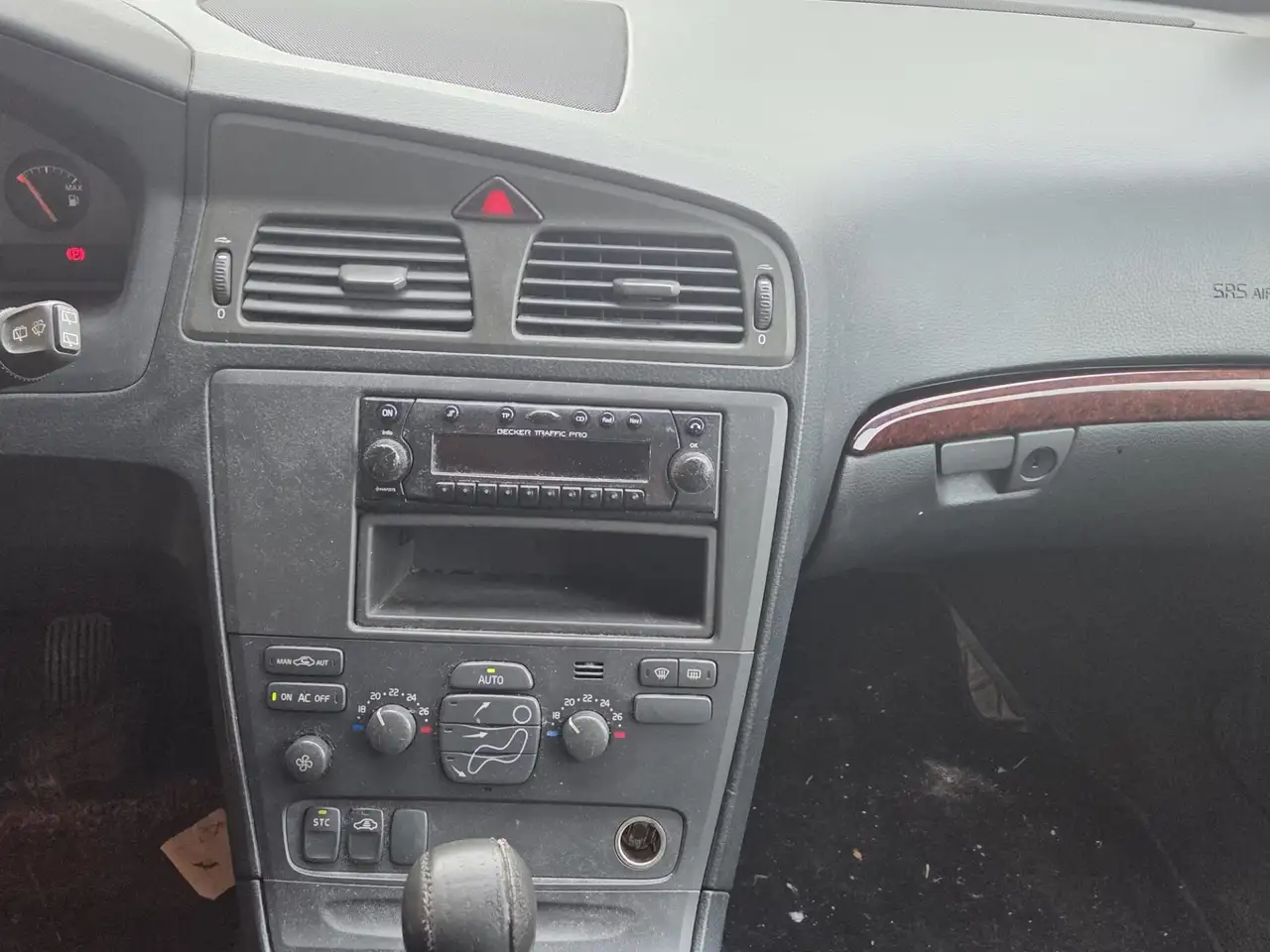 Volvo V70 2.4, foto 3