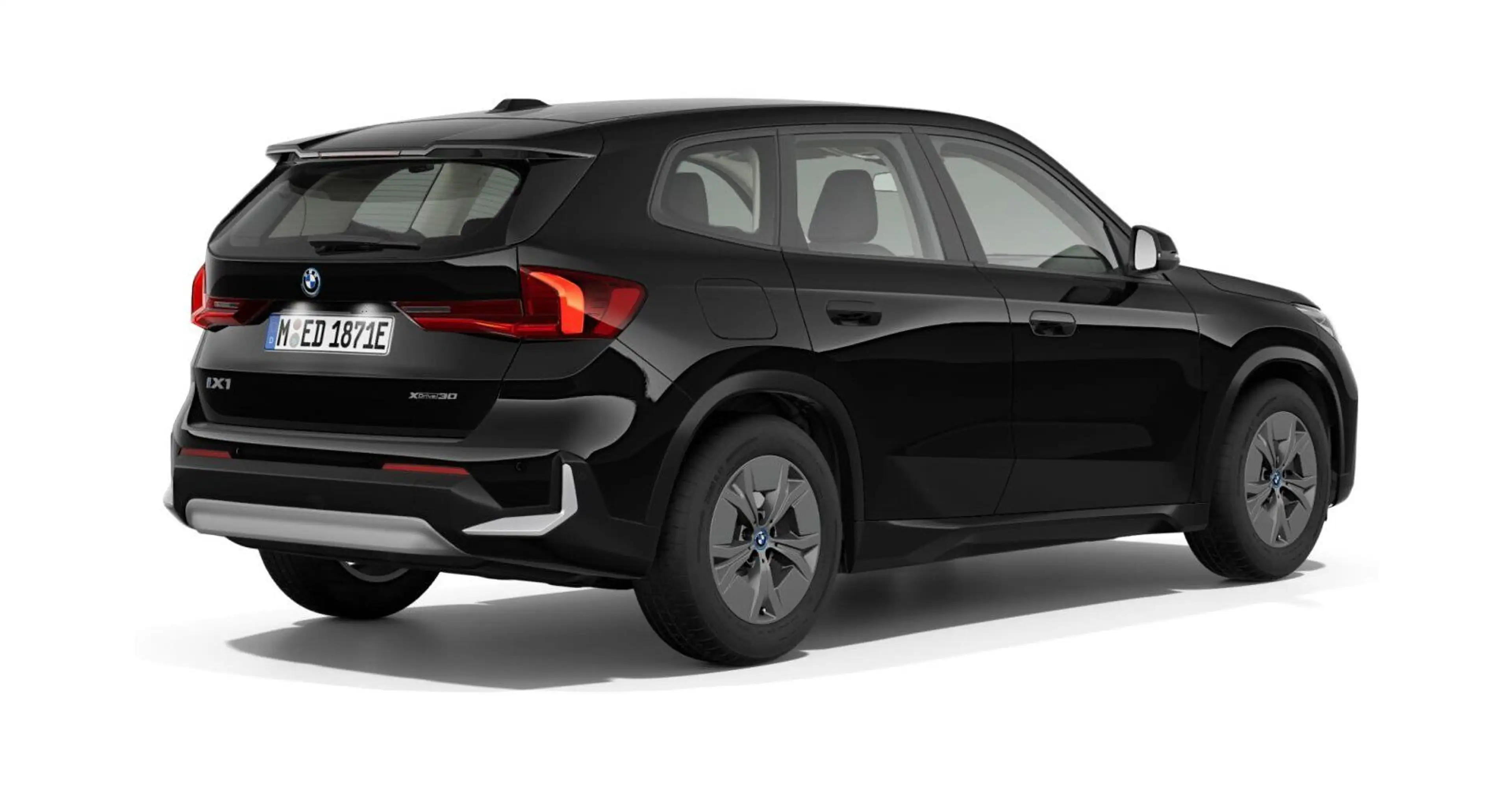 BMW iX1 xDrive30 — photo 2