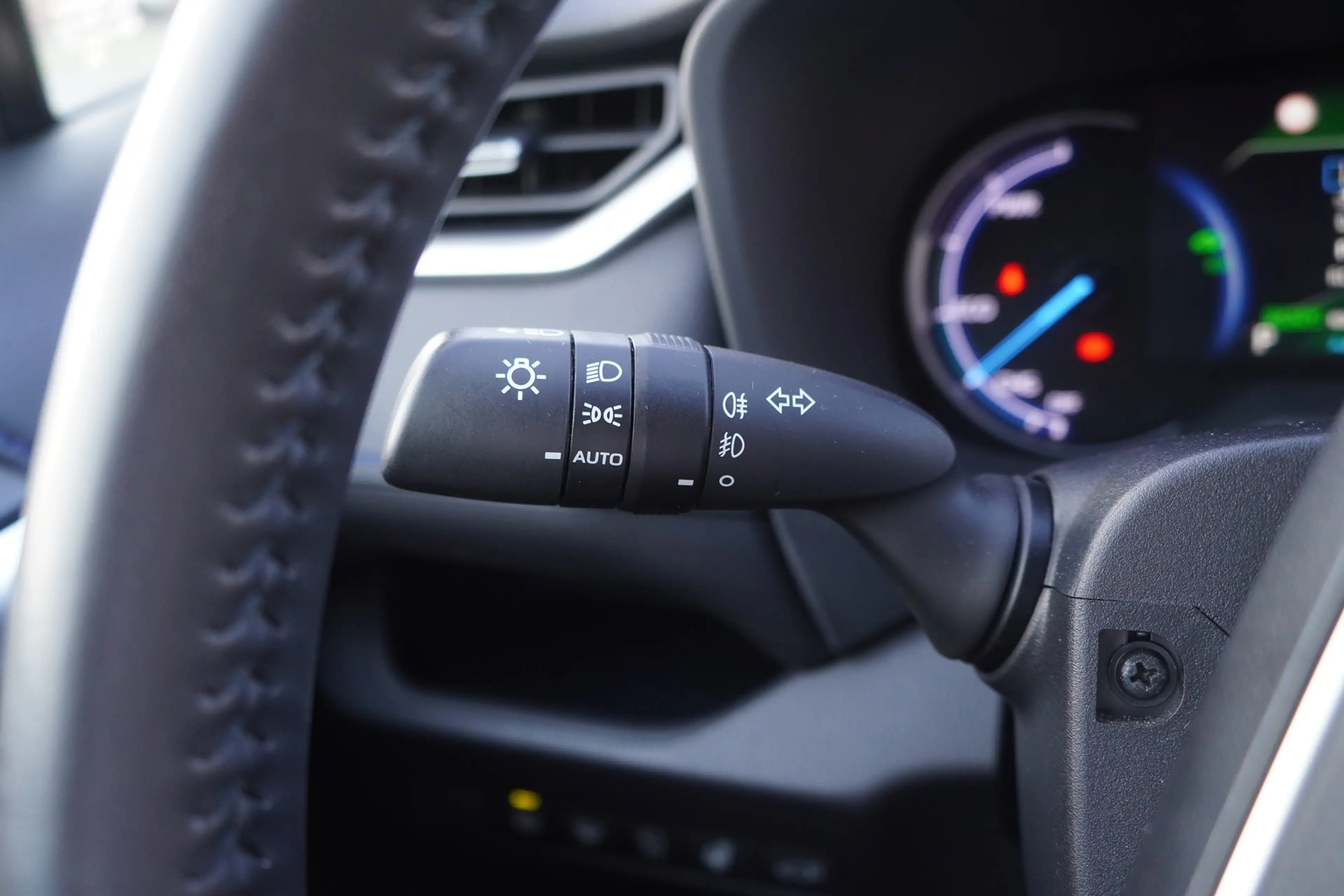 Toyota RAV 4 RAV4 2.5 Hybrid 4x4 Style Selection LED Navi AHK — photo 19