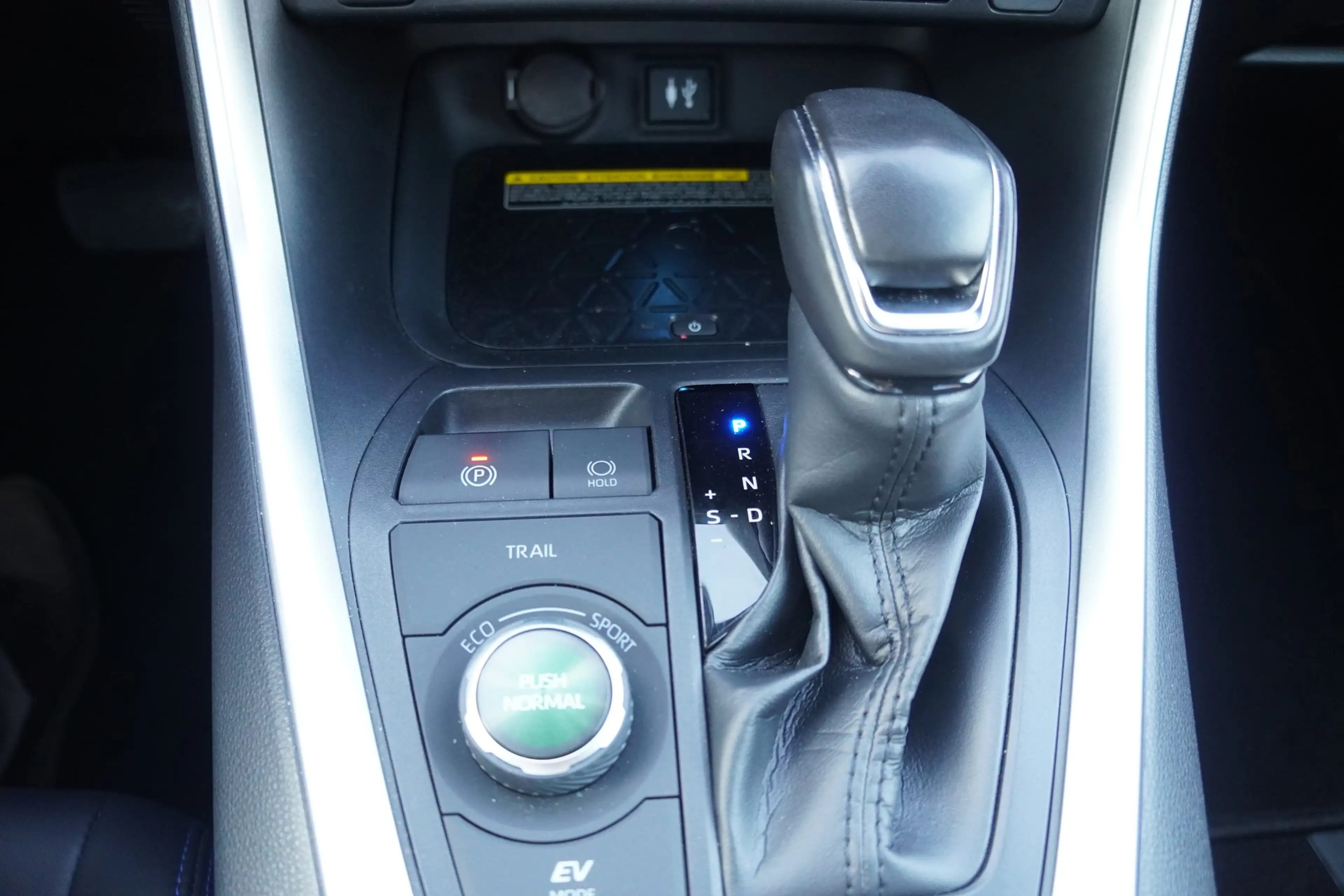 Toyota RAV 4 RAV4 2.5 Hybrid 4x4 Style Selection LED Navi AHK — photo 22