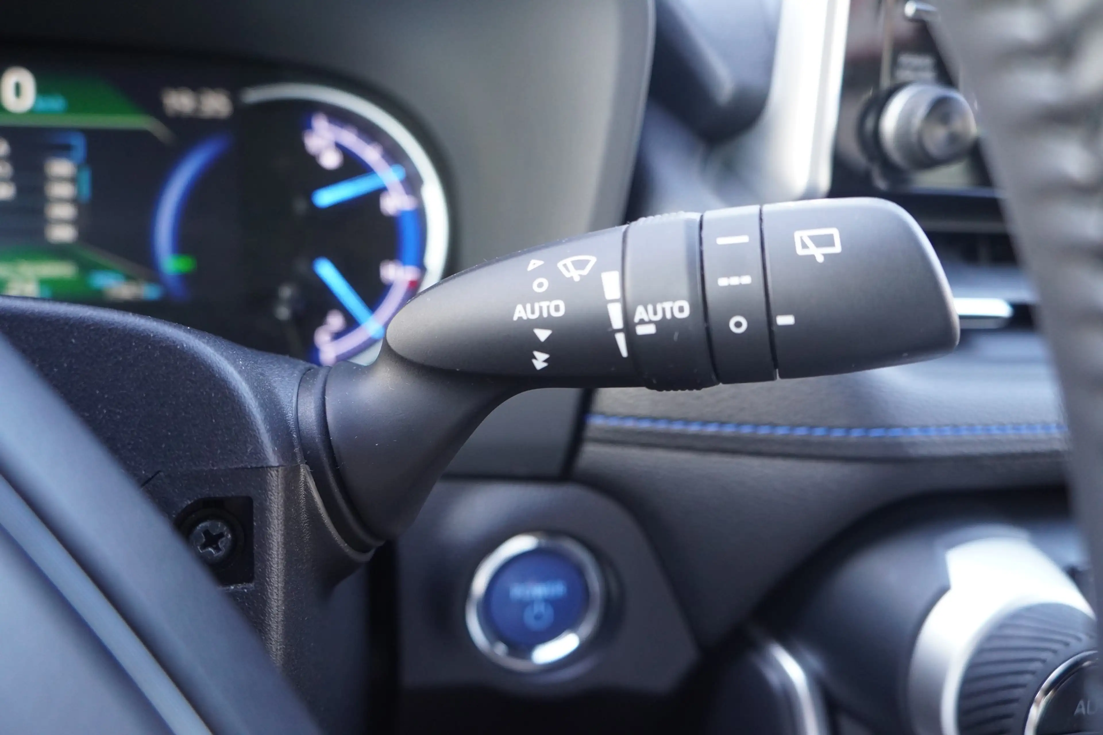 Toyota RAV 4 RAV4 2.5 Hybrid 4x4 Style Selection LED Navi AHK — photo 20