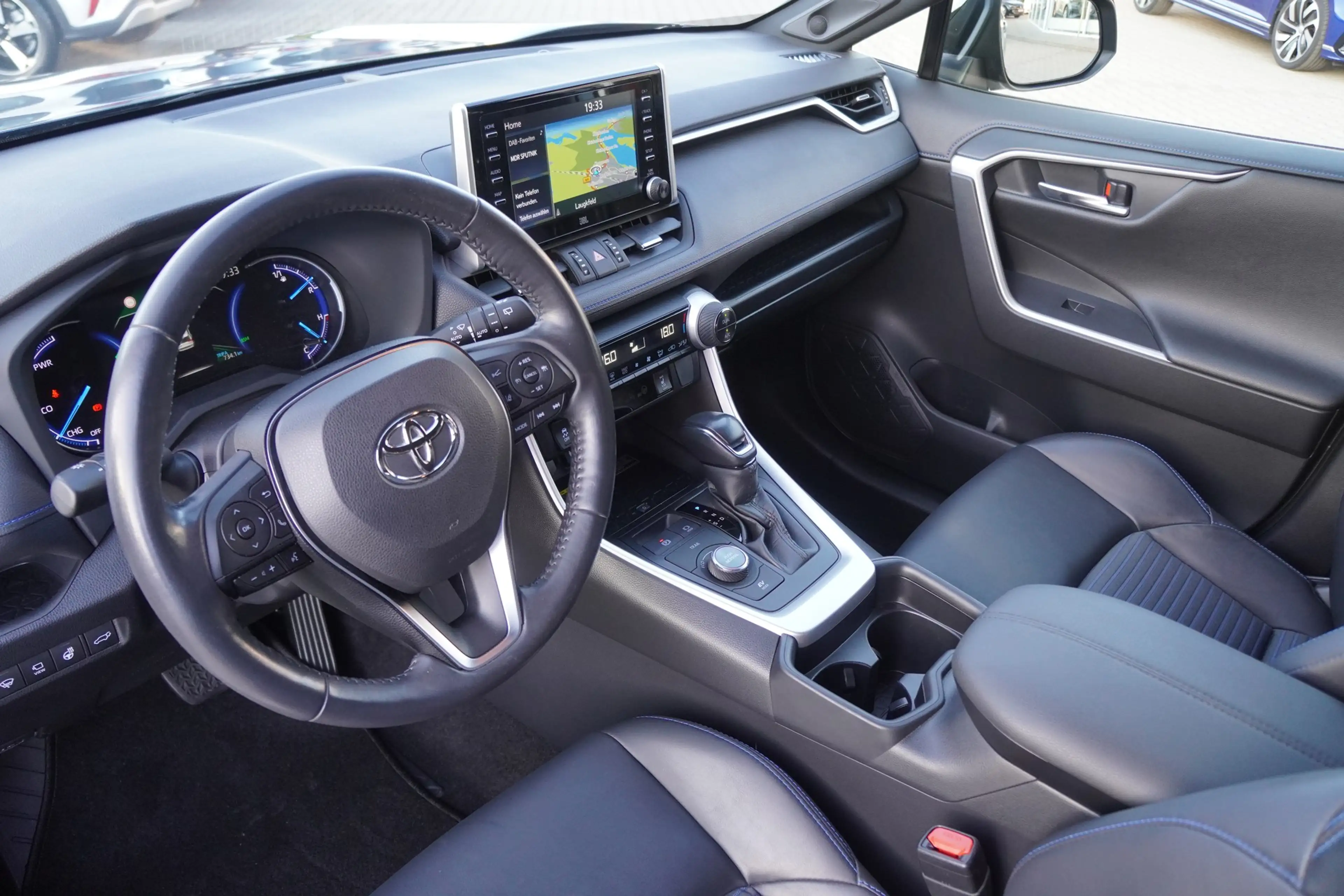 Toyota RAV 4 RAV4 2.5 Hybrid 4x4 Style Selection LED Navi AHK — photo 11