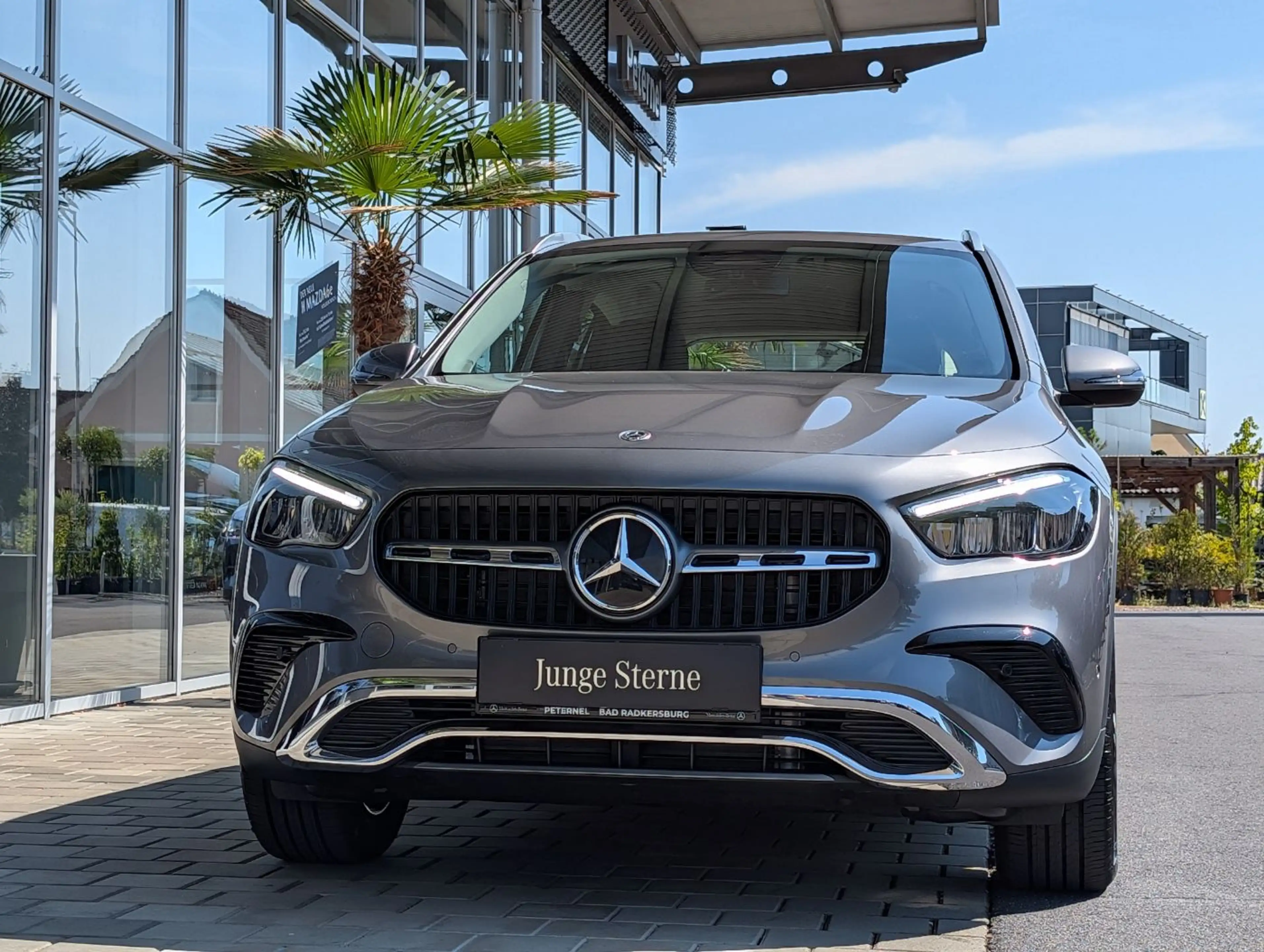 Mercedes-Benz GLA 180 d Progressive PTS Shz LED eHeck AHK RKam — photo 6