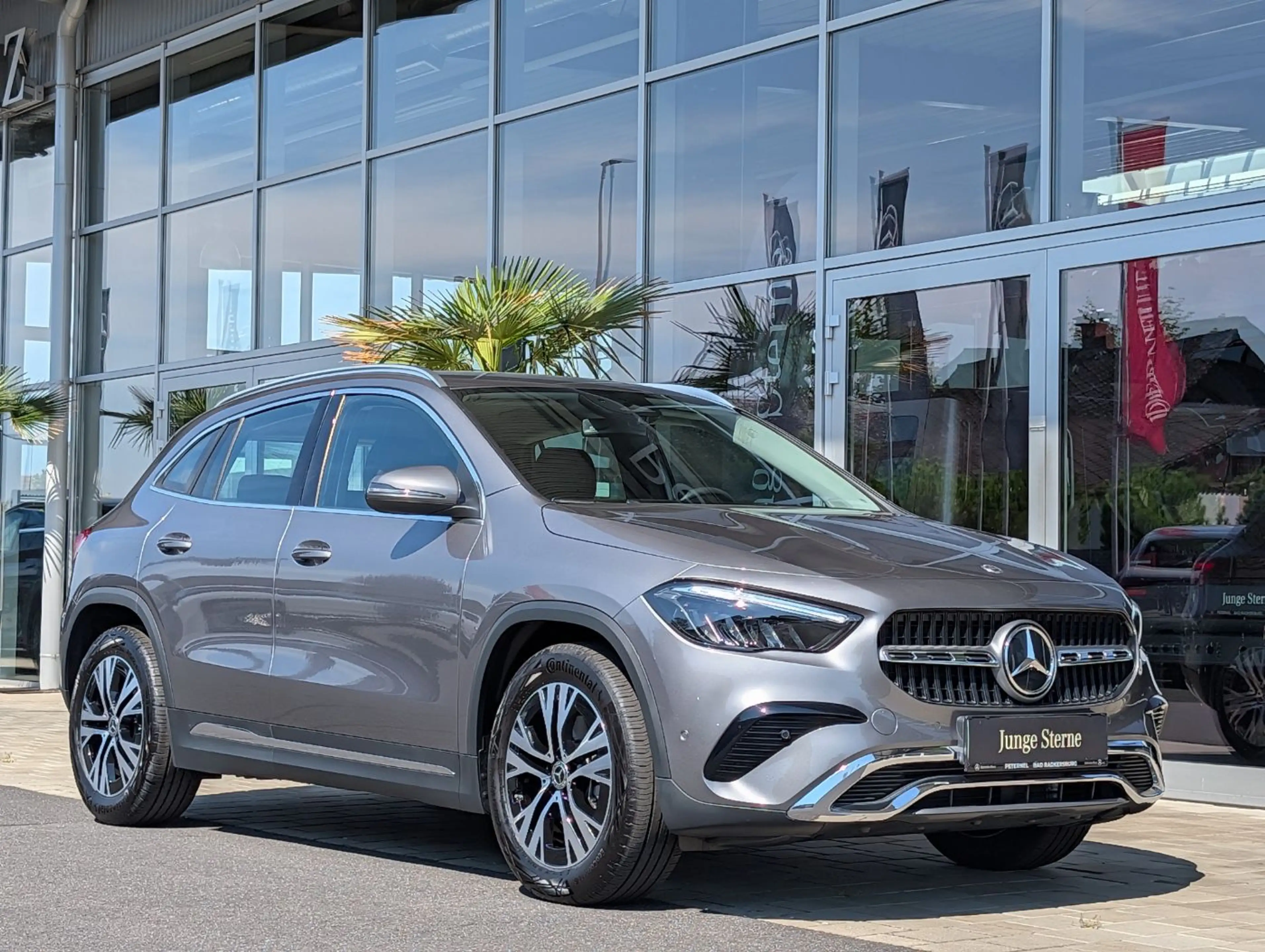 Mercedes-Benz GLA 180 d Progressive PTS Shz LED eHeck AHK RKam — photo 9