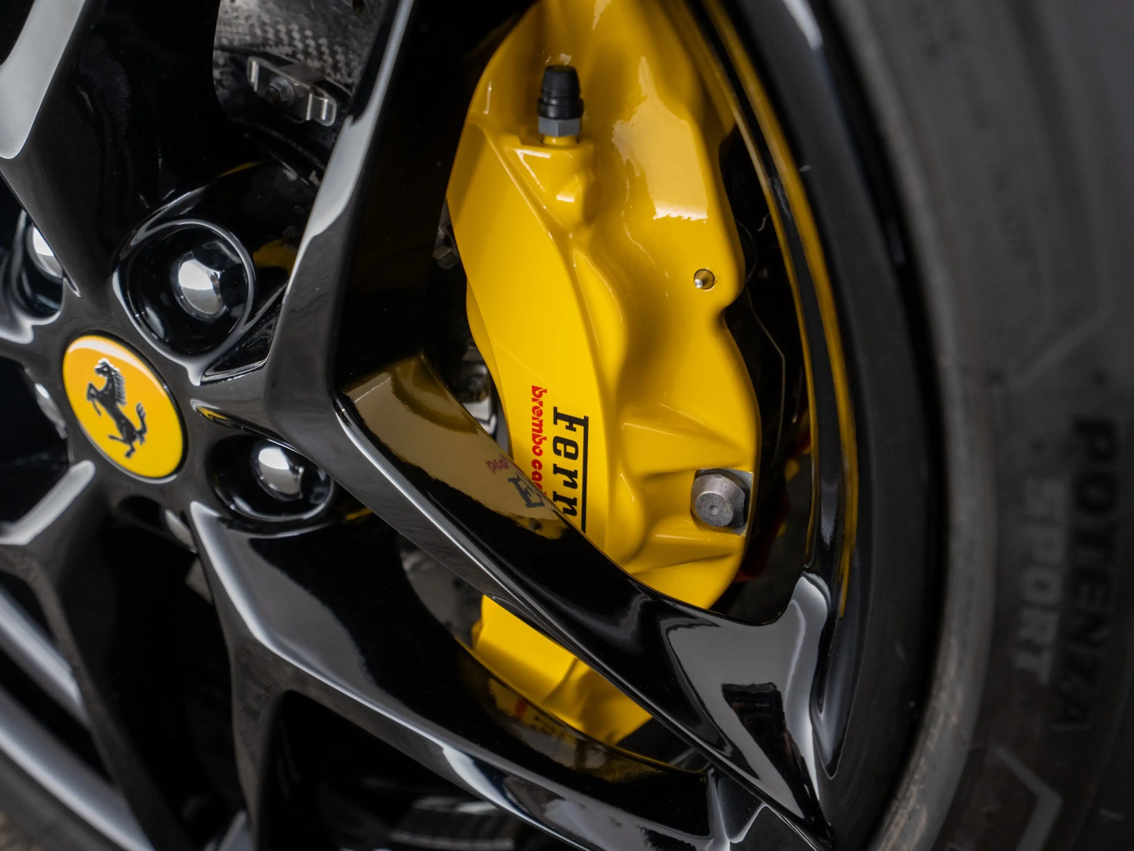 Ferrari Roma Spider FERRARI SINGEN — photo 12