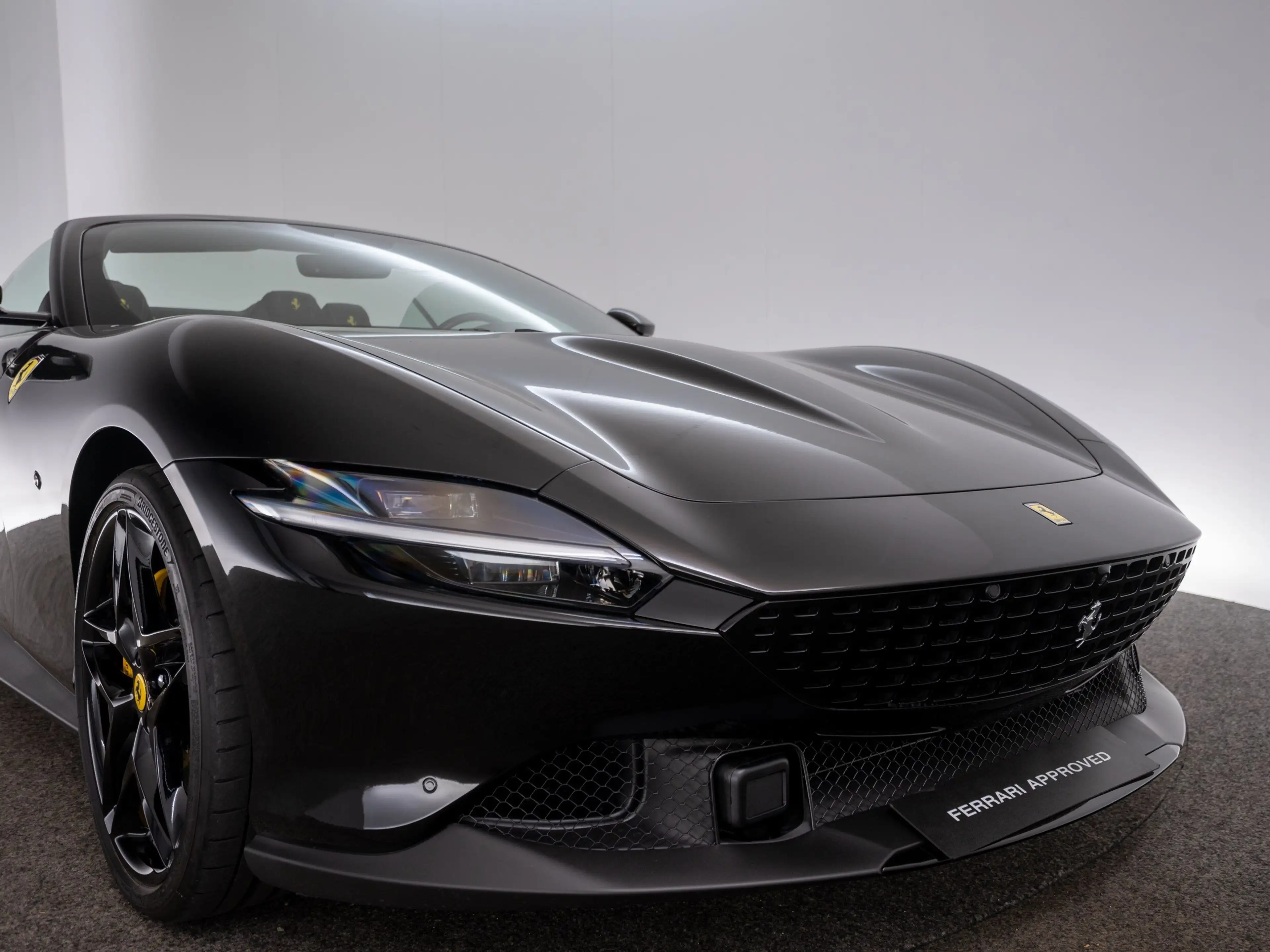 Ferrari Roma Spider FERRARI SINGEN — photo 13