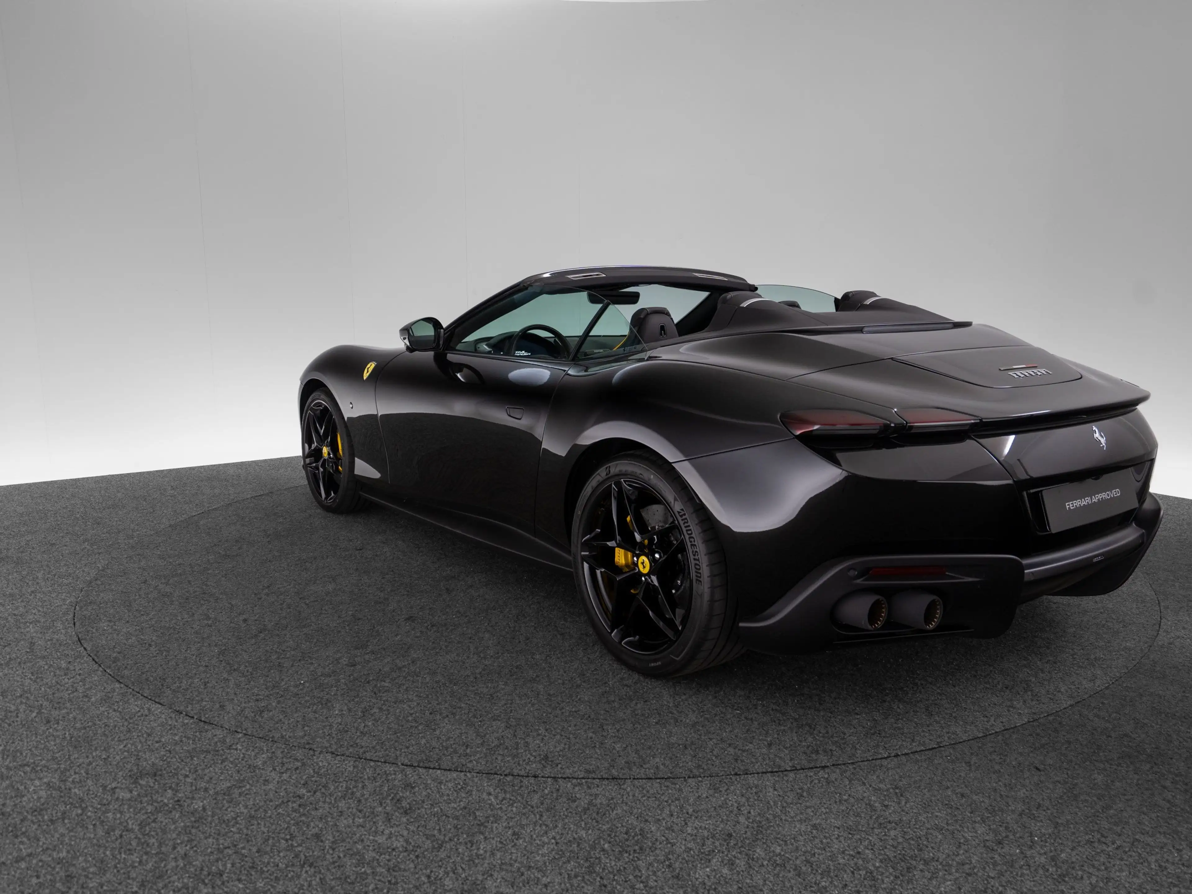 Ferrari Roma Spider FERRARI SINGEN — photo 7