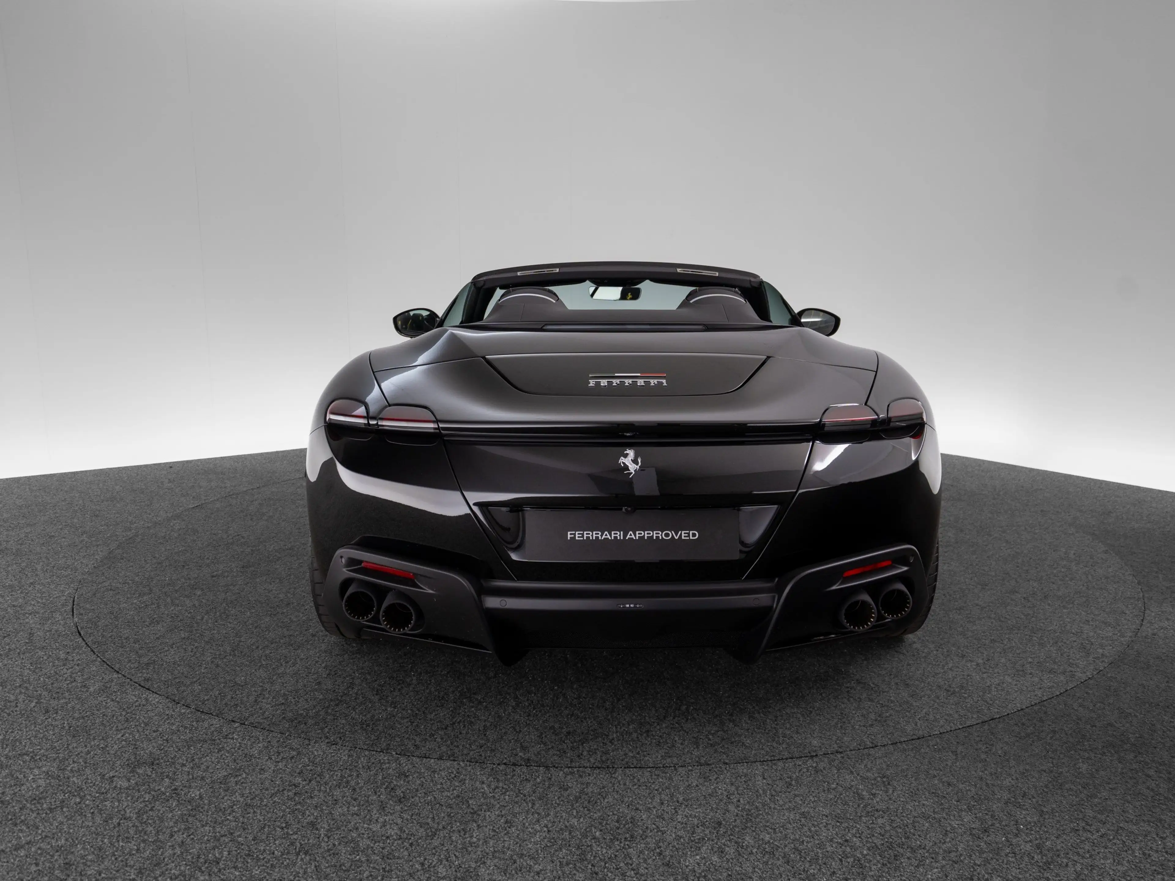 Ferrari Roma Spider FERRARI SINGEN — photo 6