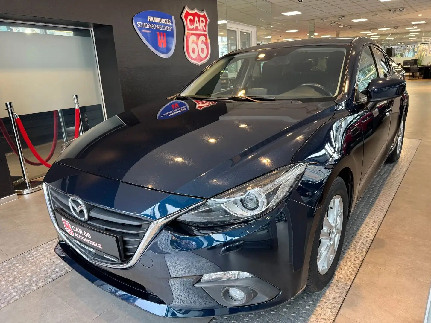Mazda 3 Lim. Center-Line Blau - 1