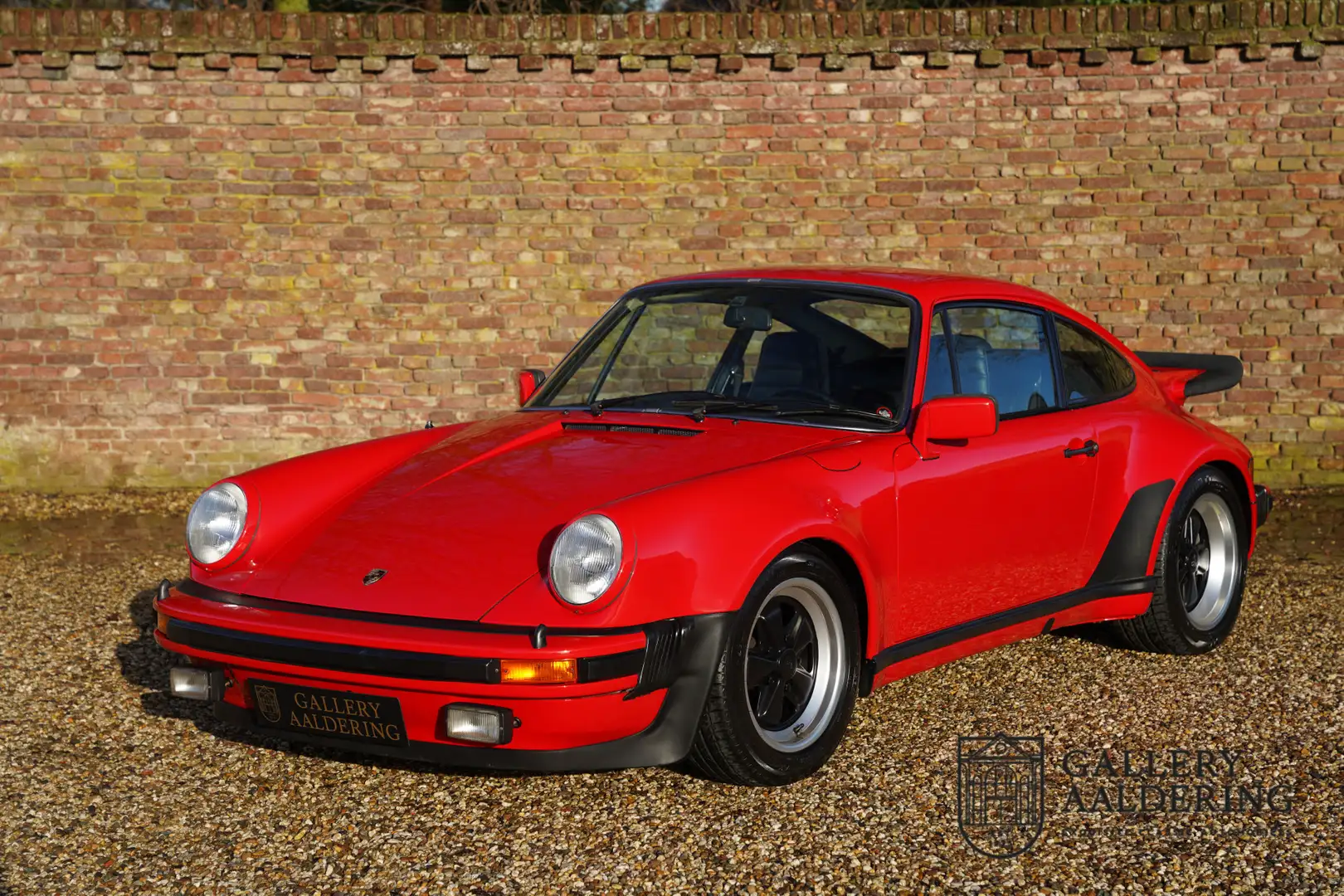 Porsche 930 Turbo 3.0 930 39.000 Miles, Matching Numbers, Very Rood - 1