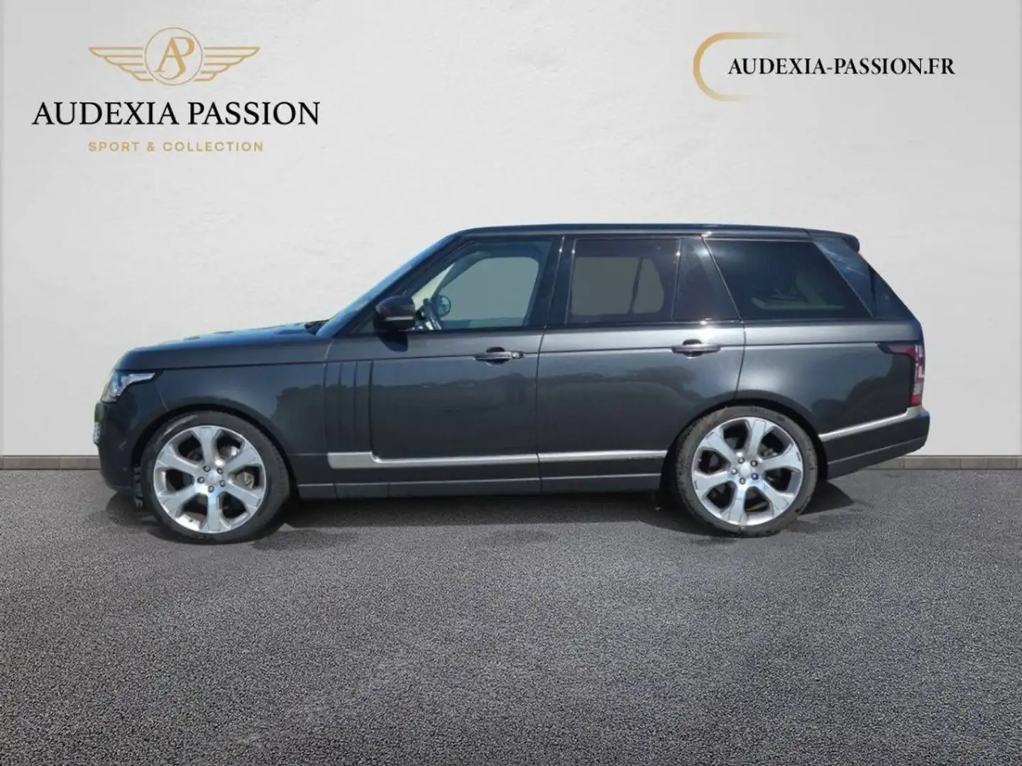 Land Rover Range Rover Mark VI SWB SDV8 4.4L 339ch Autobiography A Nero - 2