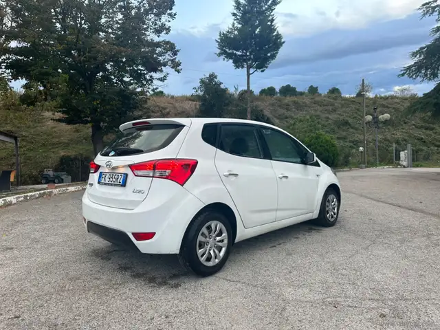 Hyundai Ix20 view 15