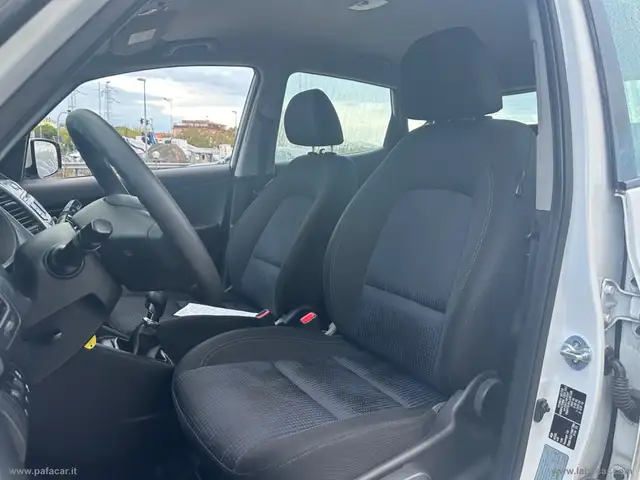 Hyundai Ix20 view 13