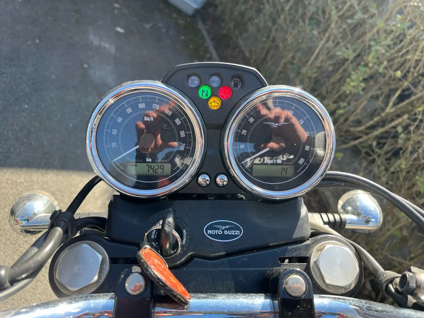 Moto Guzzi V 75 - 2