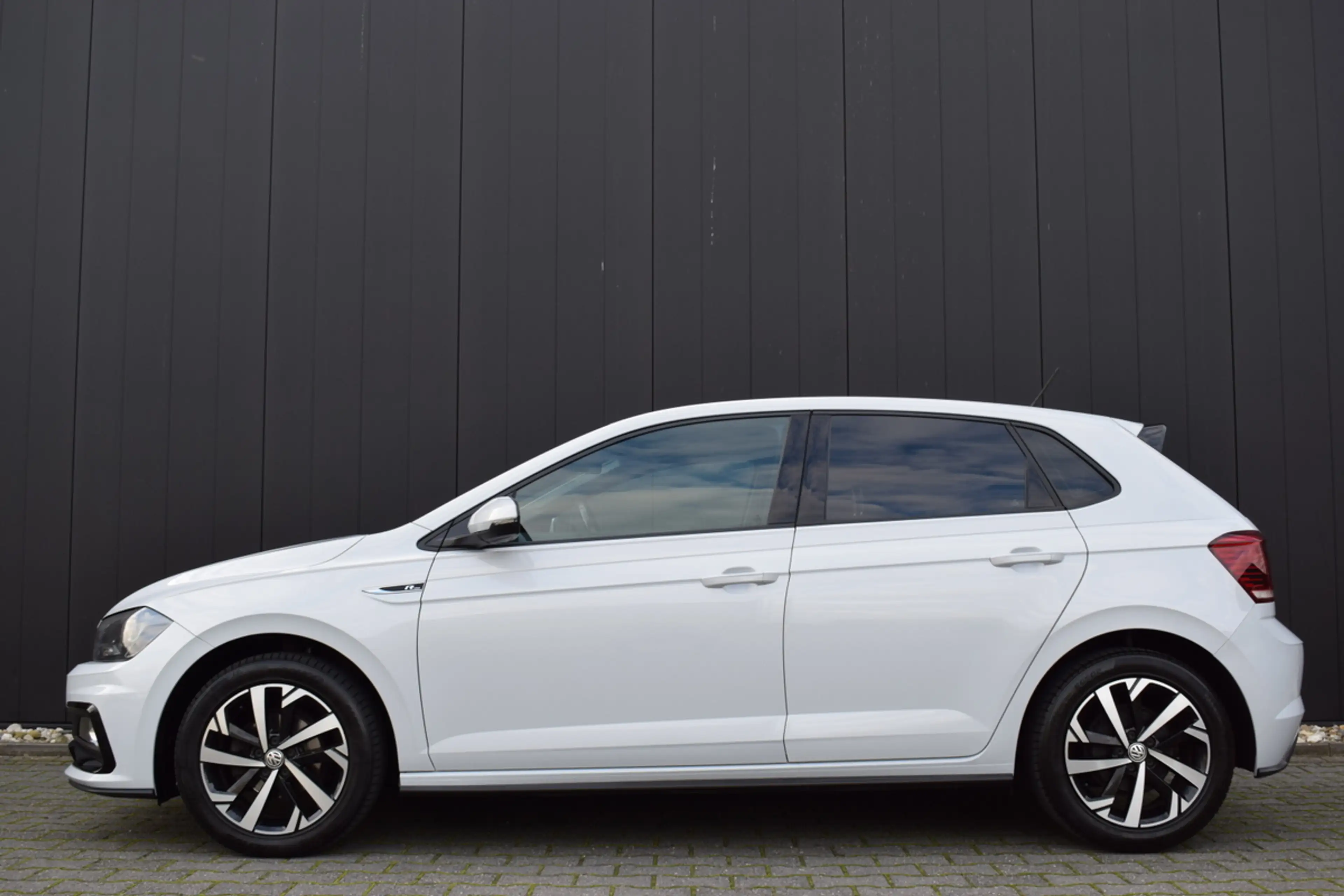 Volkswagen Polo 1.0 TSI Highline R-Line ECC | Half Leder | Carplay — photo 3