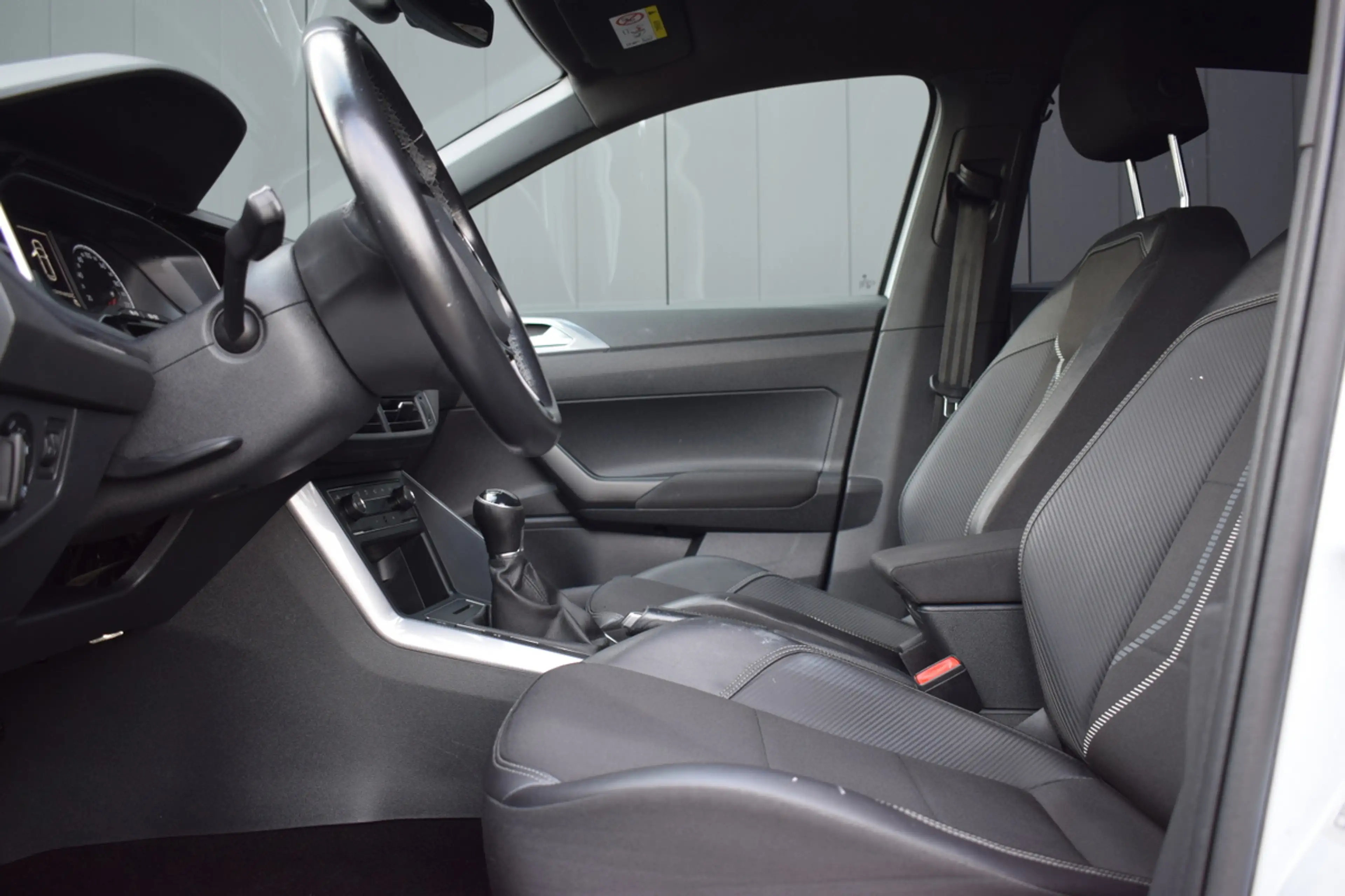 Volkswagen Polo 1.0 TSI Highline R-Line ECC | Half Leder | Carplay — photo 7