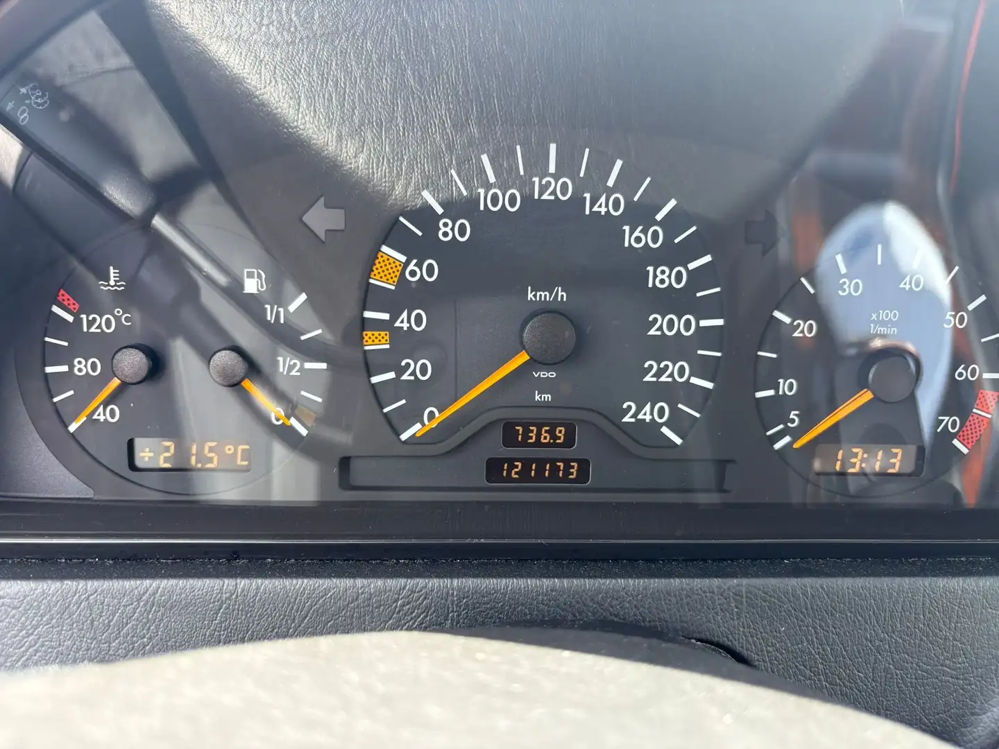 Mercedes-Benz C 200 Elegance - 1