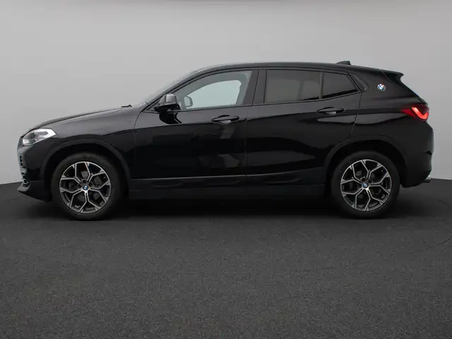 BMW X2 view 11