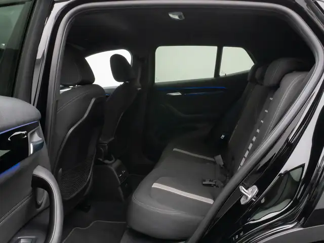 BMW X2 view 25
