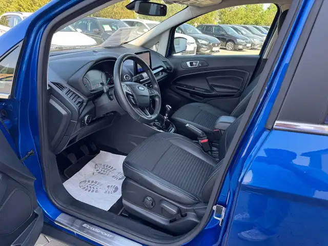 Ford Ecosport view 9