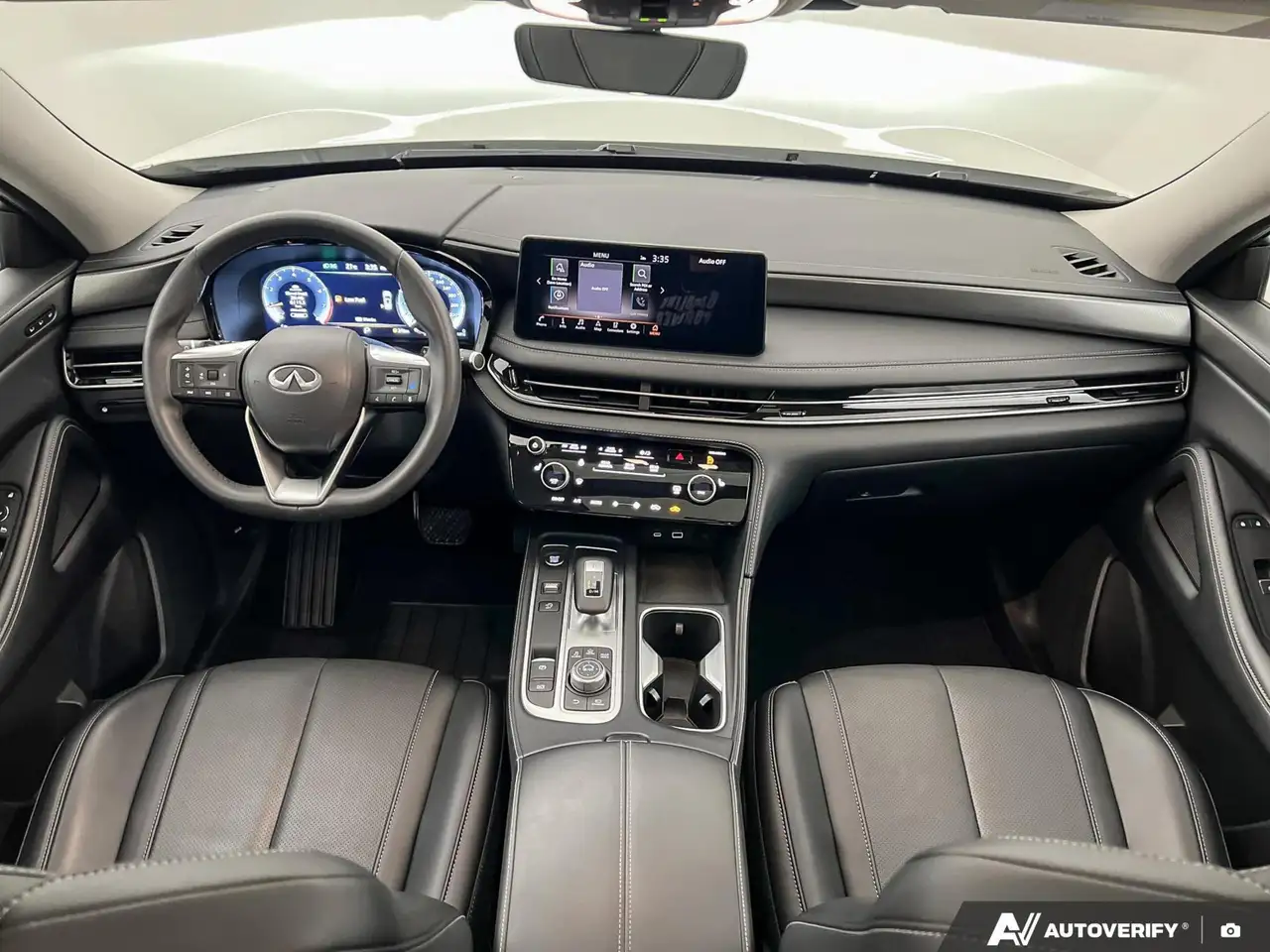 Infiniti QX60 снимка Infiniti QX60