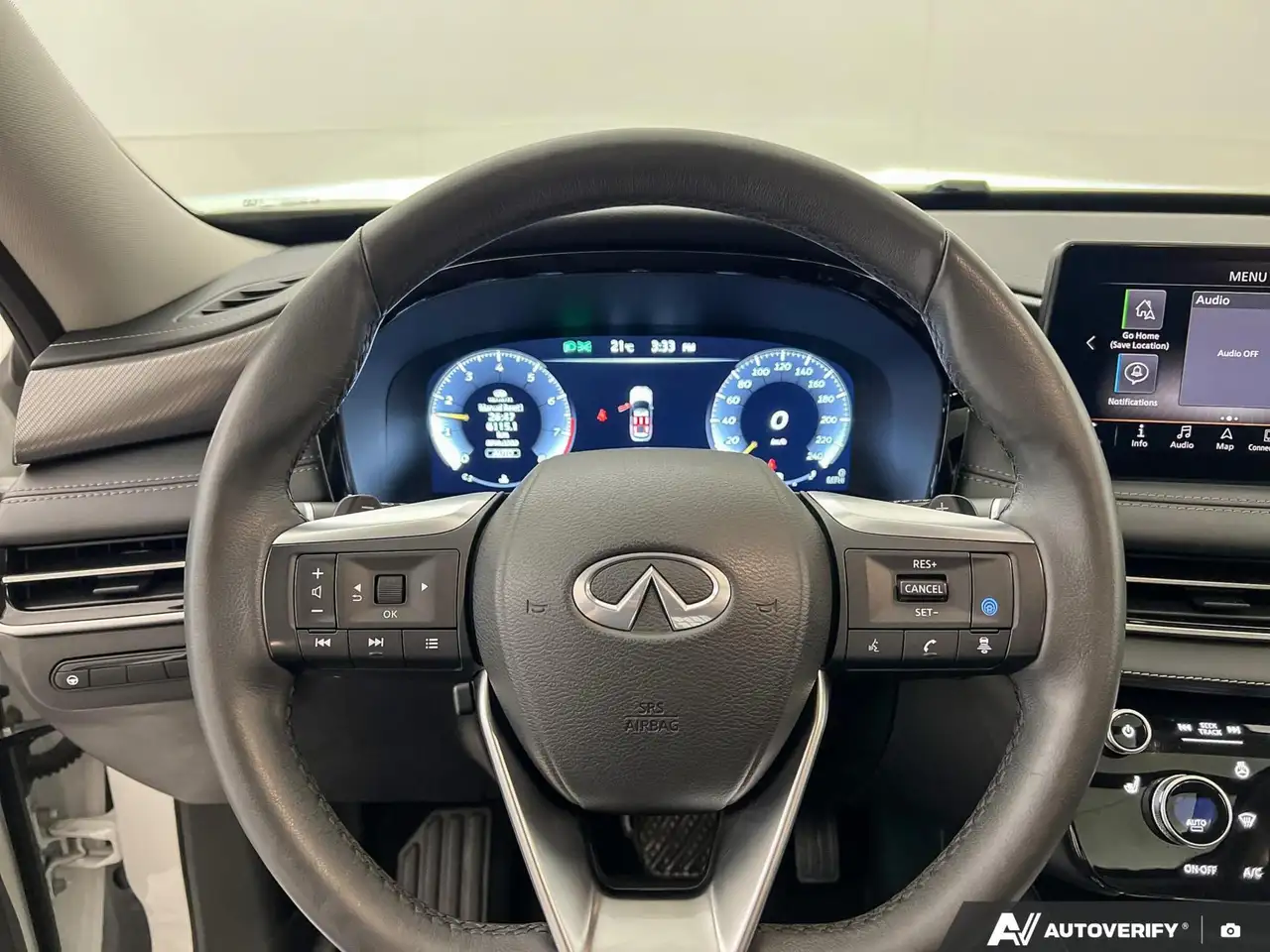 Infiniti QX60 снимка Infiniti QX60