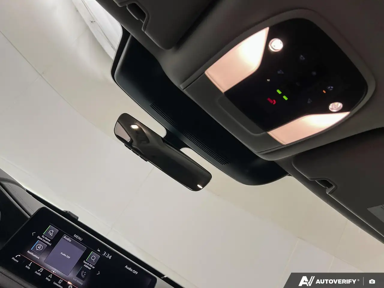 Infiniti QX60 снимка Infiniti QX60