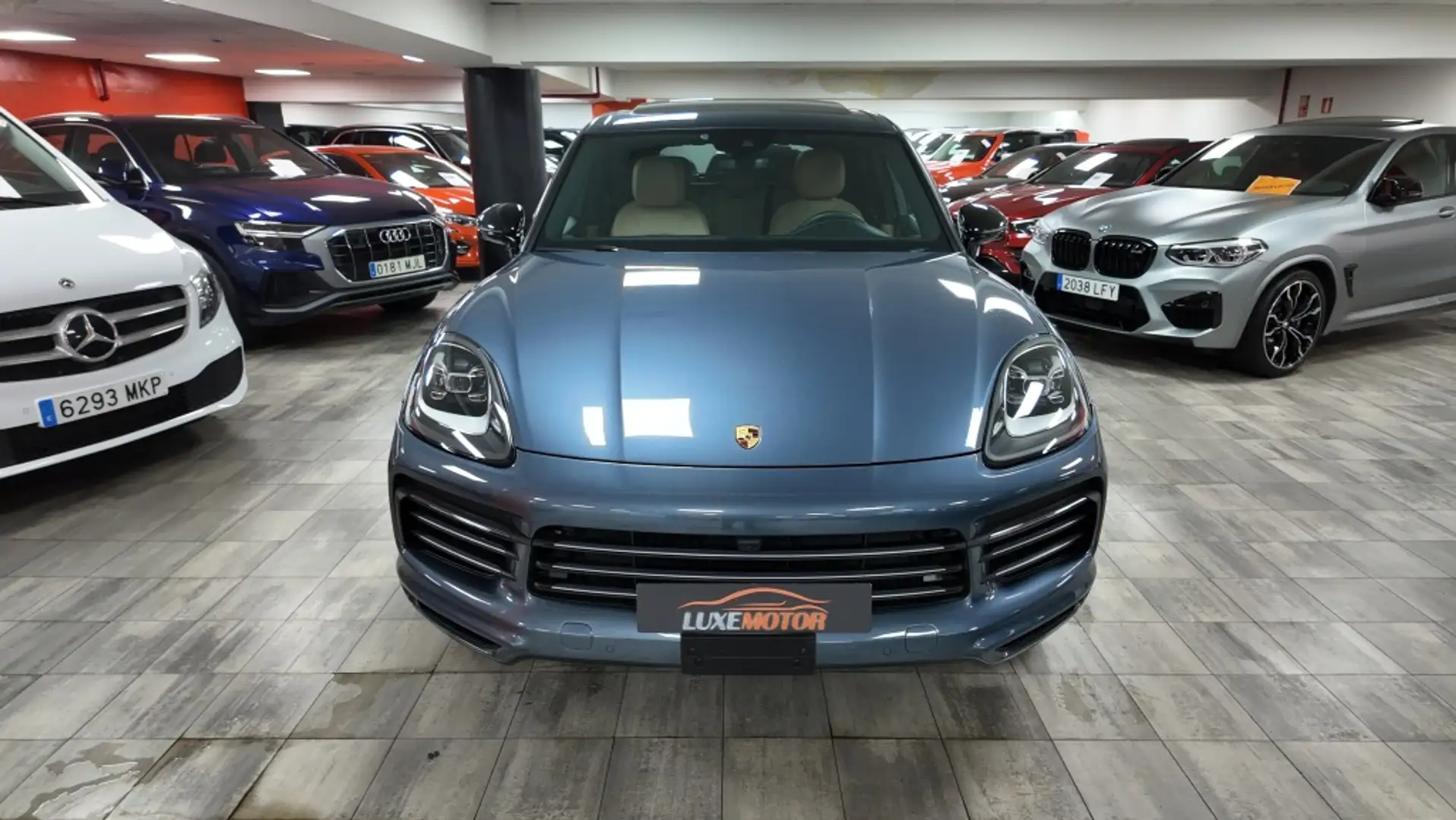Porsche Cayenne E-Hybrid Aut. Azul - 2