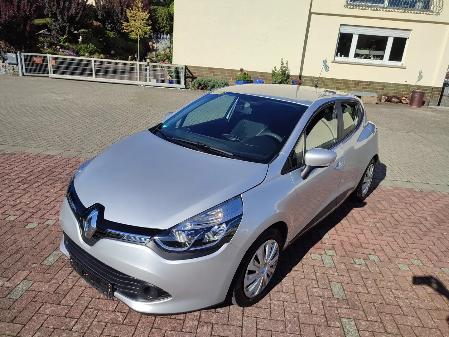 Renault Clio Clio 1.2 16V 75 Expression **Nur 52 Tkm Silber - 1